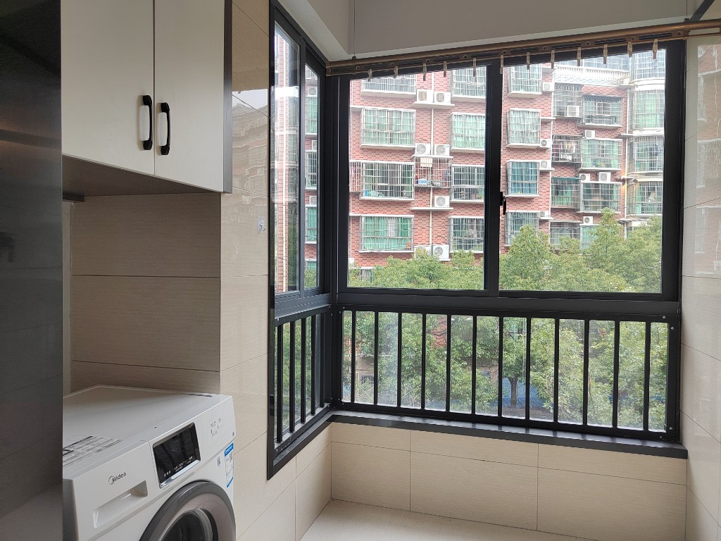 蒸水湾悦公馆 1室1厅1卫 1600.0元/月 蒸水湾悦公馆 1室1厅1卫 1600.0元/月室内图