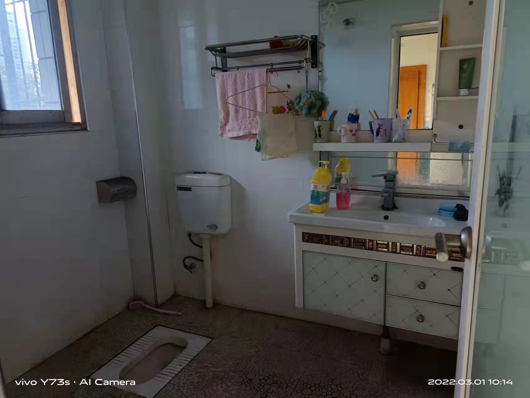 湘中农贸市场(湘怡花园)  4室2厅2卫    62.0万其他