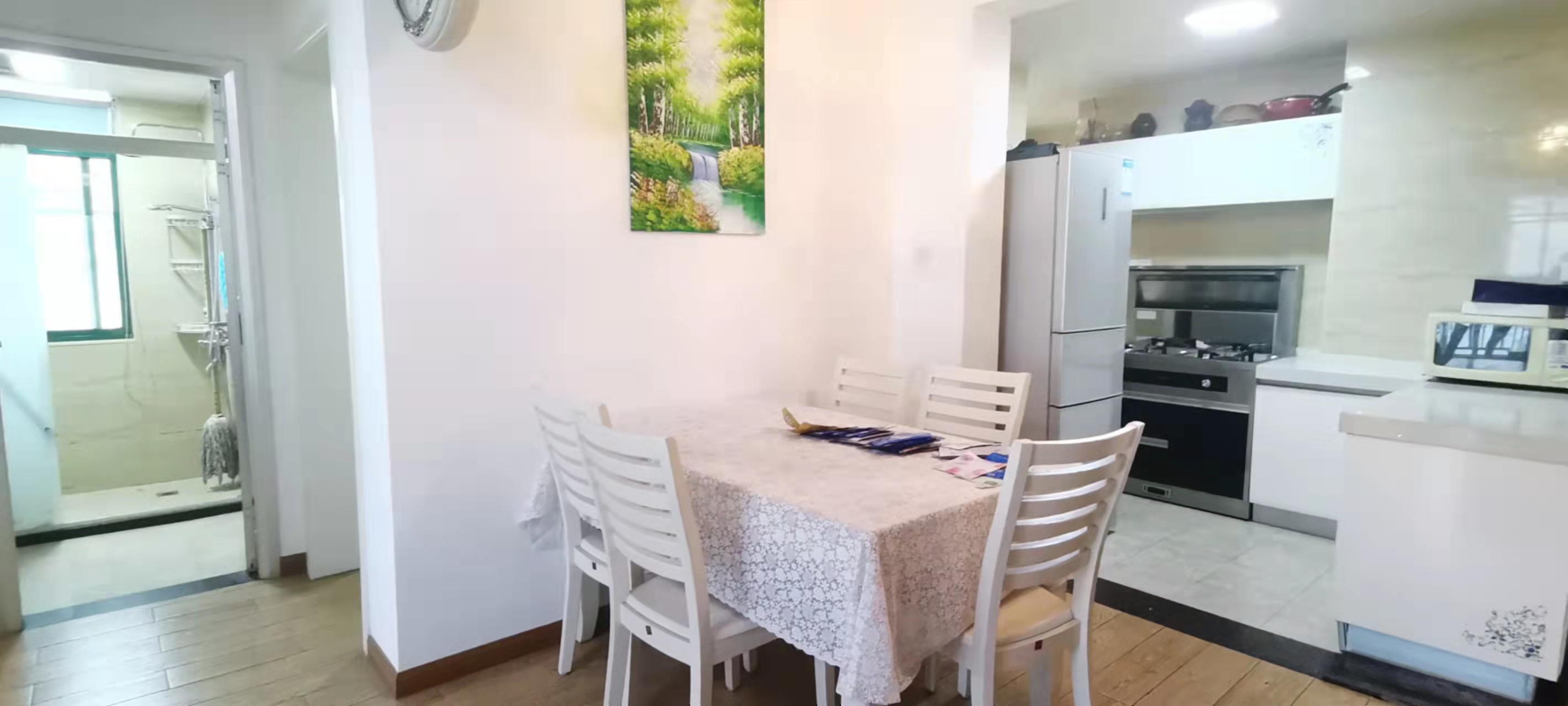 品阁 2室2厅1卫 65.0万 品阁 2室2厅1卫 65.0万客厅