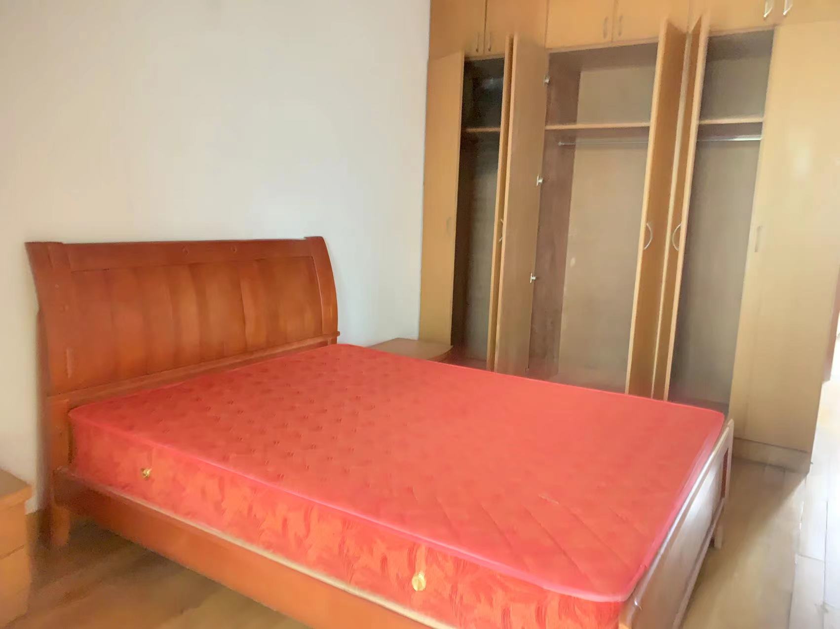 兴和巷 3室2厅2卫 1650.0元/月 兴和巷 3室2厅2卫 1650.0元/月室内图