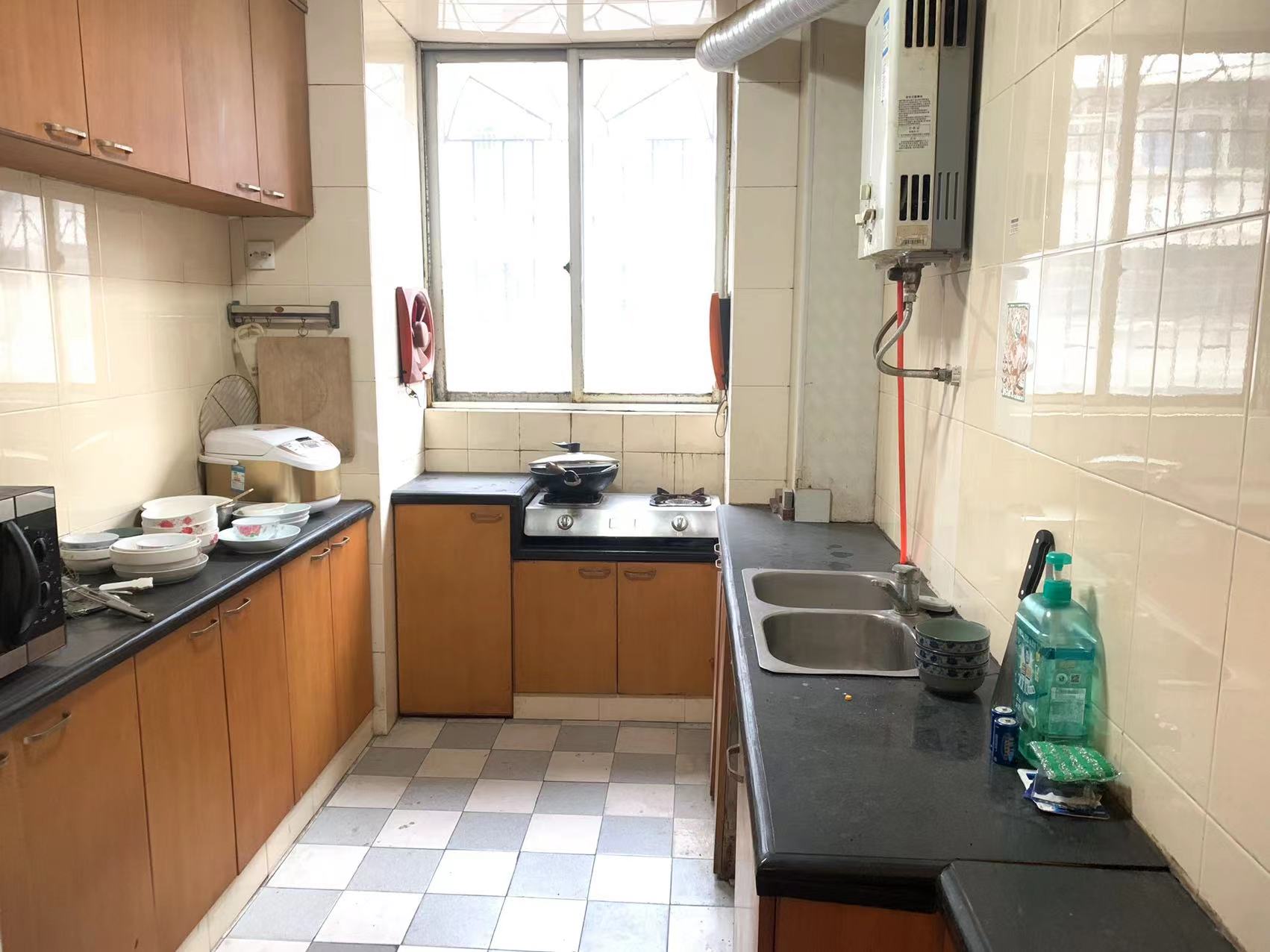 兴和巷 3室2厅2卫 1650.0元/月 兴和巷 3室2厅2卫 1650.0元/月室内图