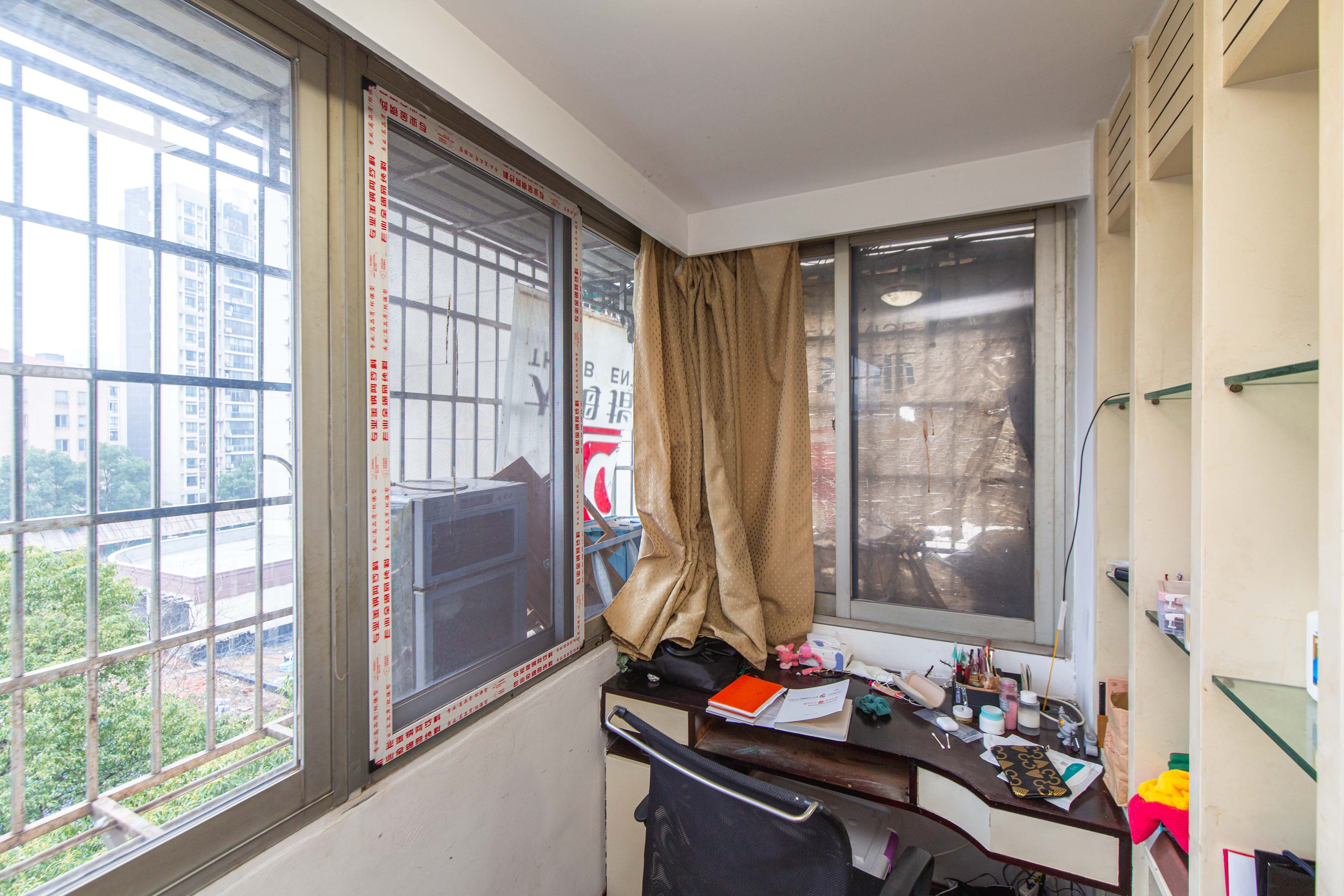 碧翠园(中房) 2室2厅1卫 55.0万 碧翠园(中房) 2室2厅1卫 55.0万阳台