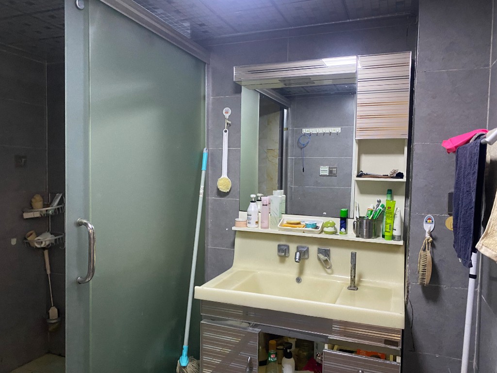 学府花园(文苑瑞景) 2室2厅1卫 1400.0元/月 学府花园(文苑瑞景) 2室2厅1卫 1400.0元/月室内图