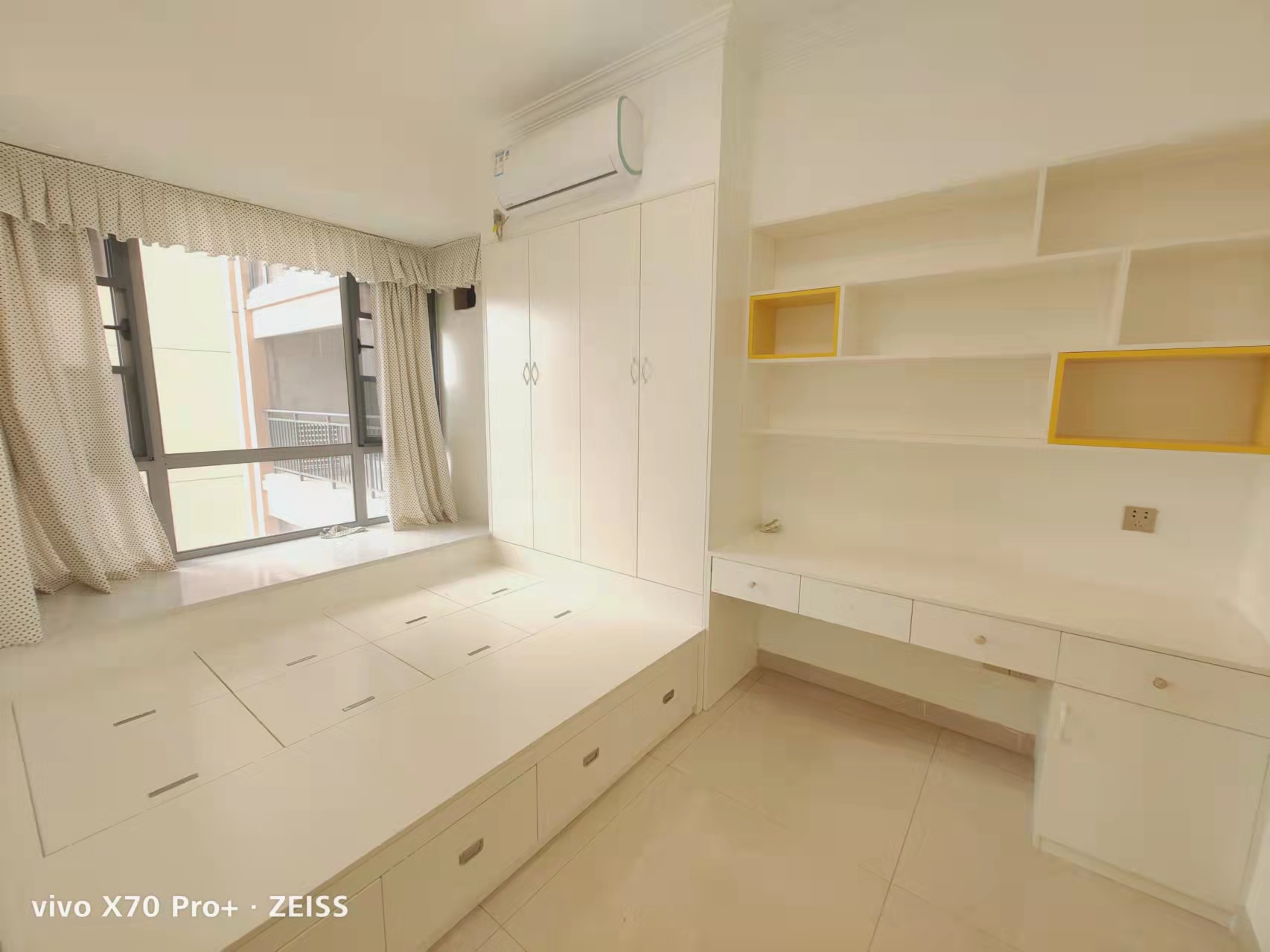 玉鑫巴陵星城  3室2厅2卫    2800.0元/月 玉鑫巴陵星城  3室2厅2卫    2800.0元/月室内图