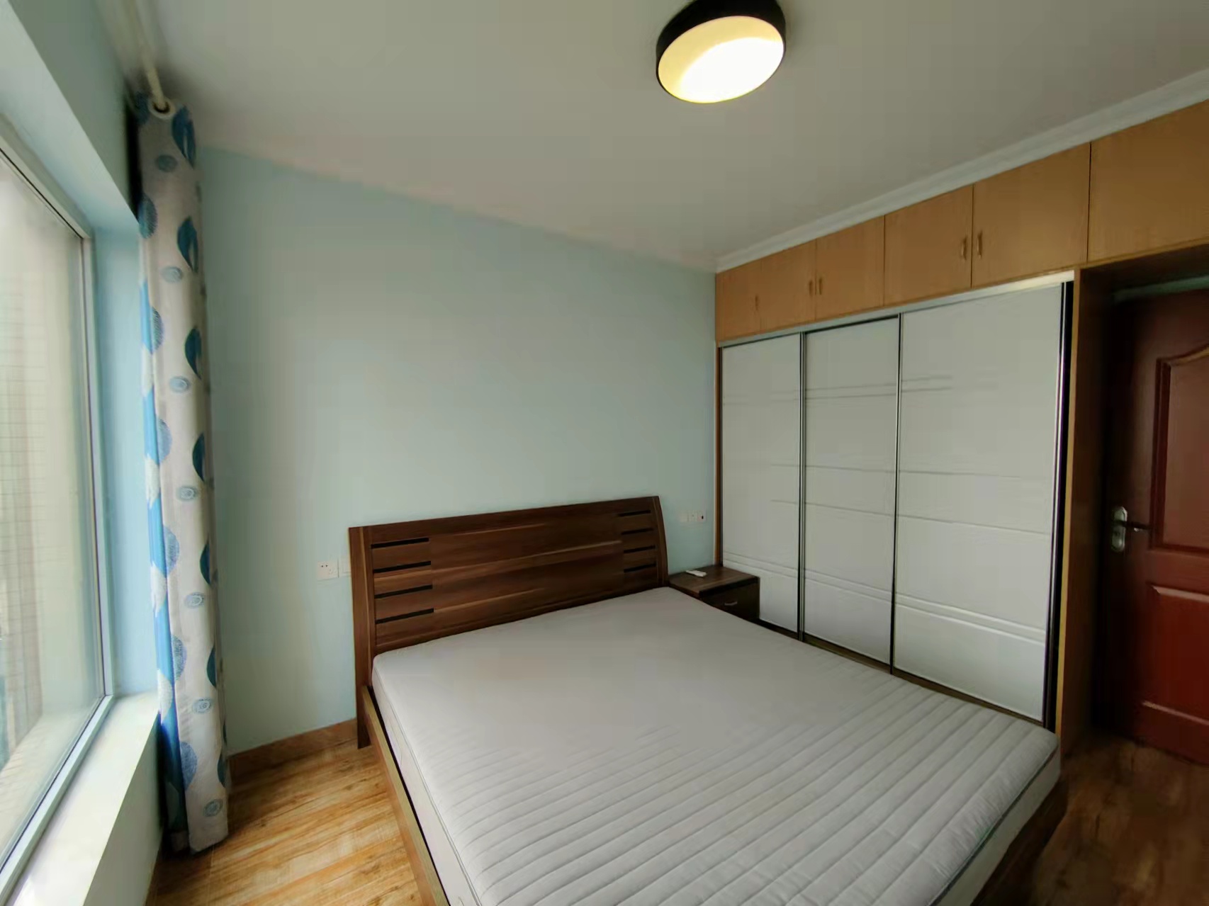 鑫苑鑫都汇南区  3室1厅1卫    2500.0元/月 鑫苑鑫都汇南区  3室1厅1卫    2500.0元/月室内图