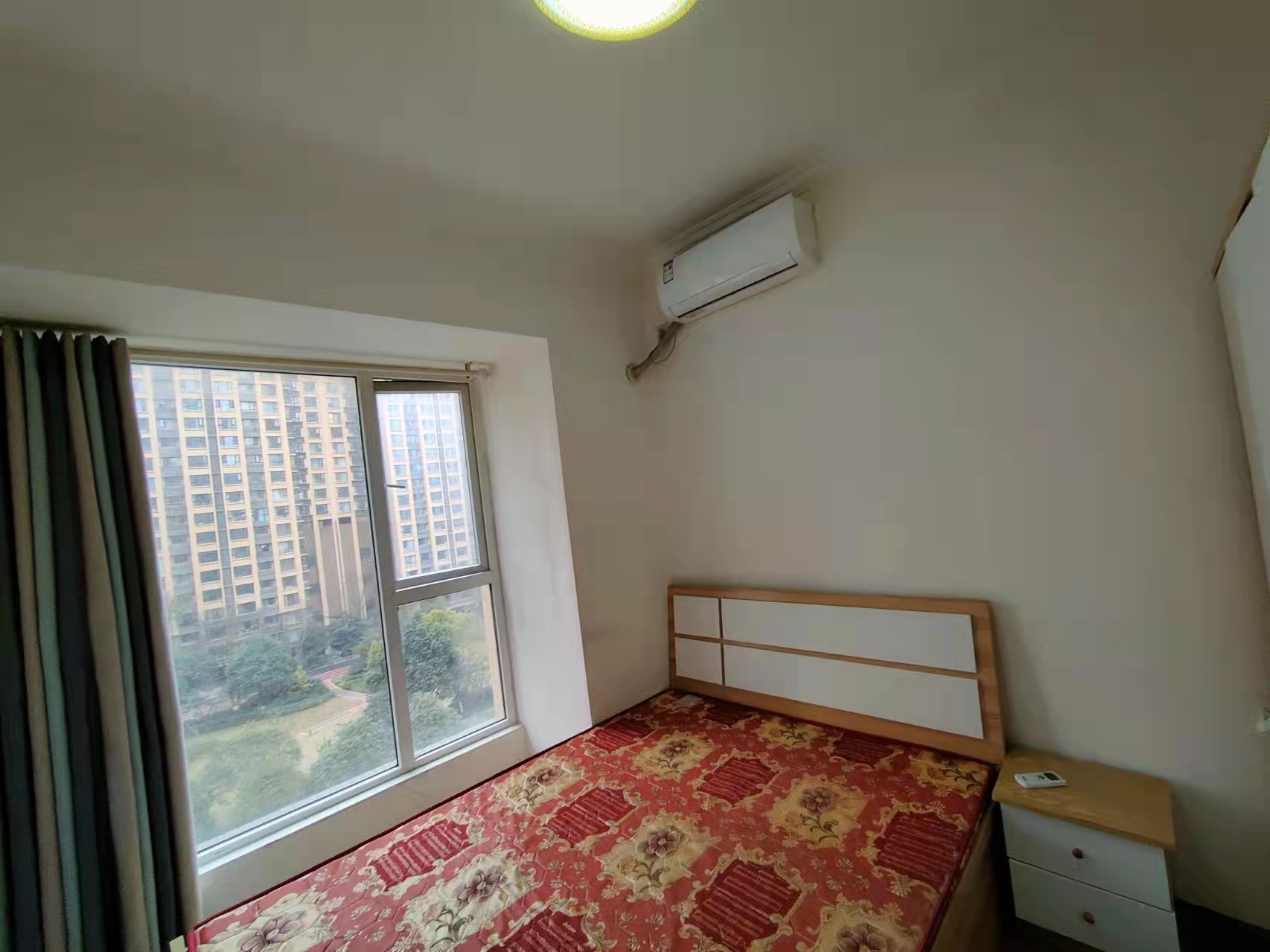 鑫苑鑫都汇南区  3室1厅1卫   2350.00元/月室内图