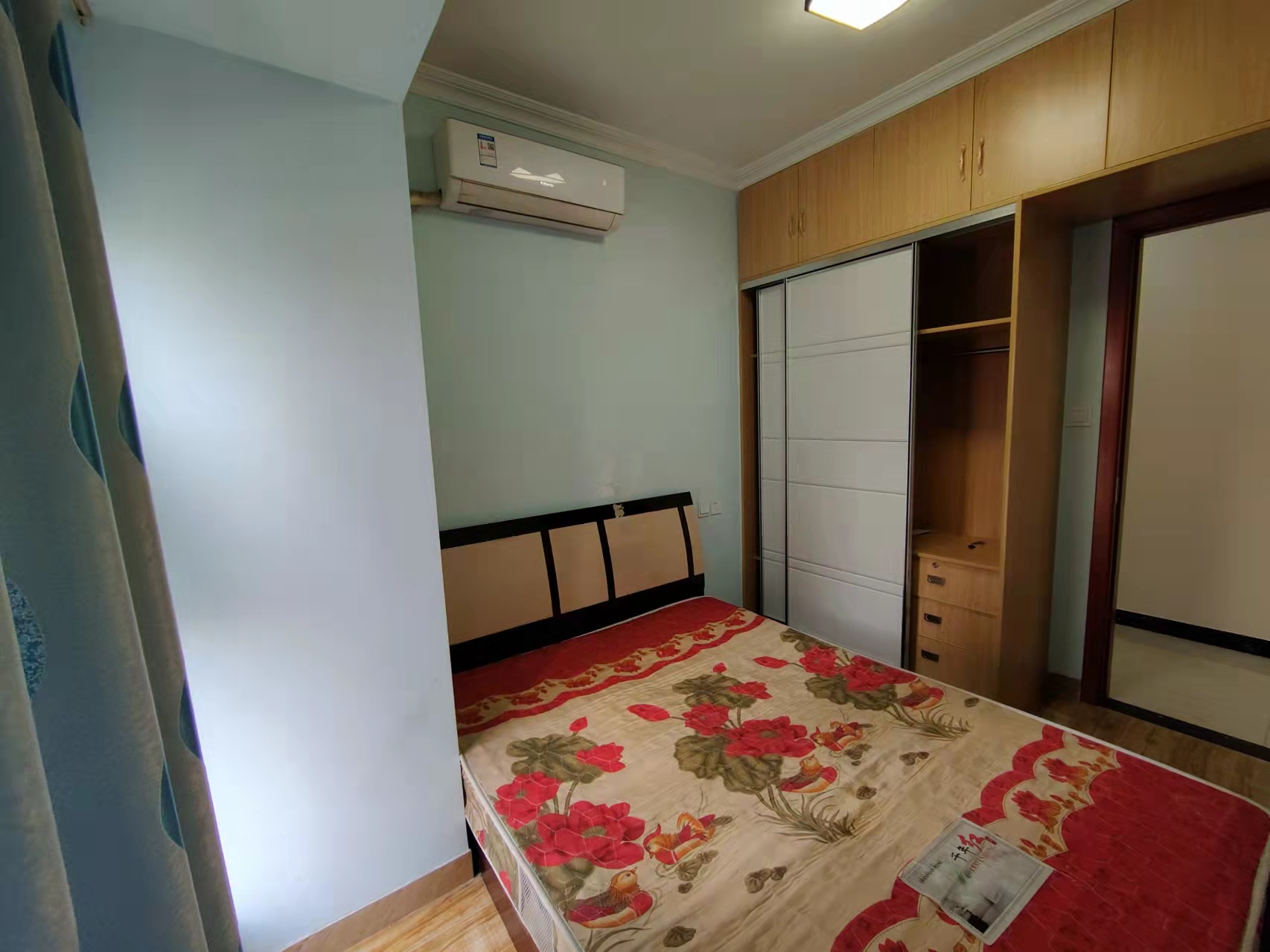 鑫苑鑫都汇南区  3室1厅1卫    2500.0元/月 鑫苑鑫都汇南区  3室1厅1卫    2500.0元/月室内图