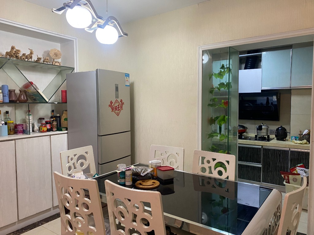 学府花园(文苑瑞景) 2室2厅1卫 1400.0元/月 学府花园(文苑瑞景) 2室2厅1卫 1400.0元/月室内图