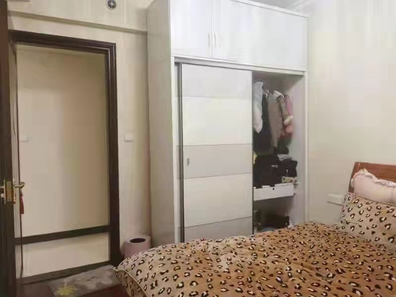 中建岳阳中心  3室2厅1卫   2700.00元/月室内图