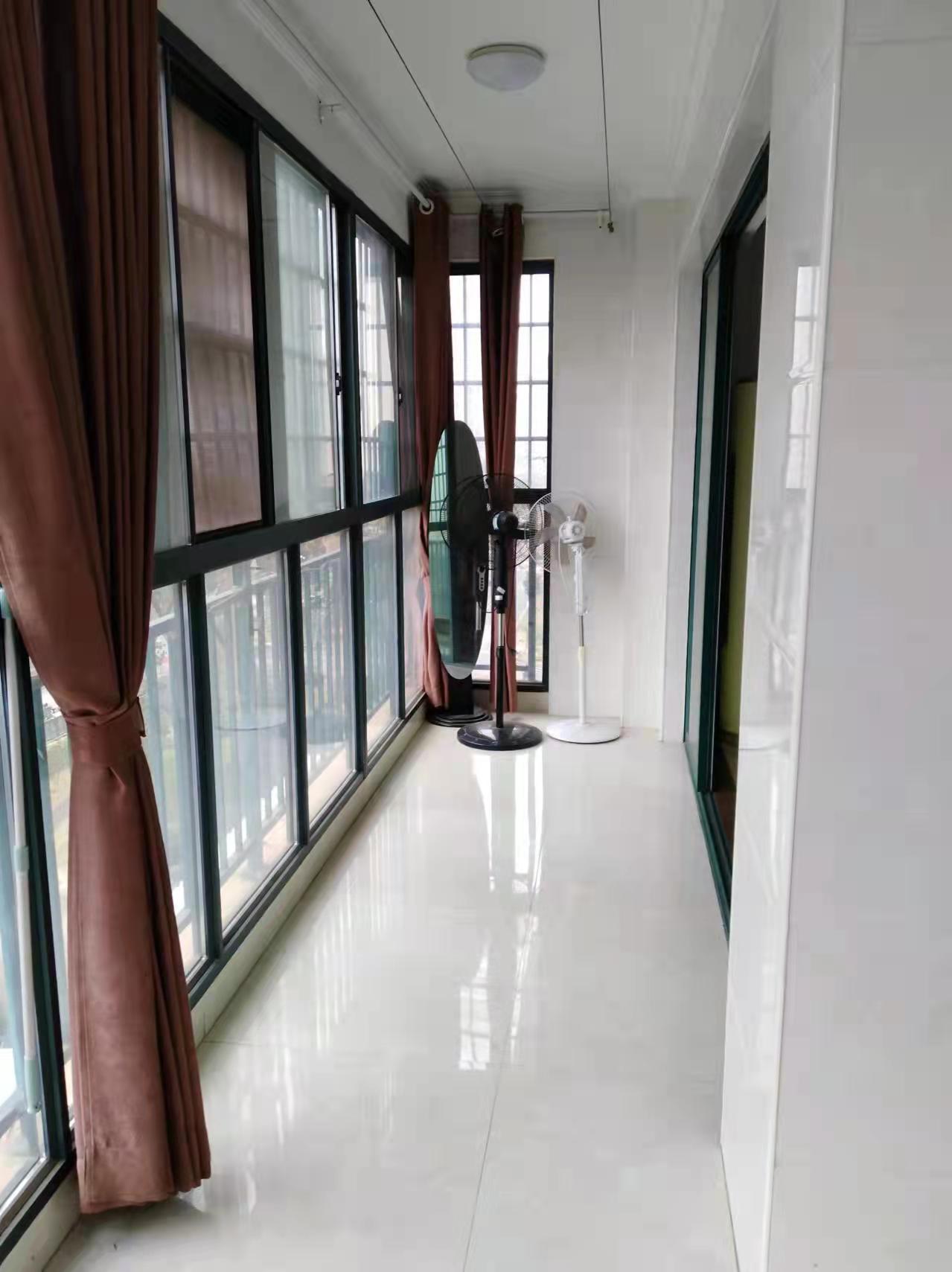 云梦新城 3室2厅1卫 2100.0元/月 云梦新城 3室2厅1卫 2100.0元/月室内图