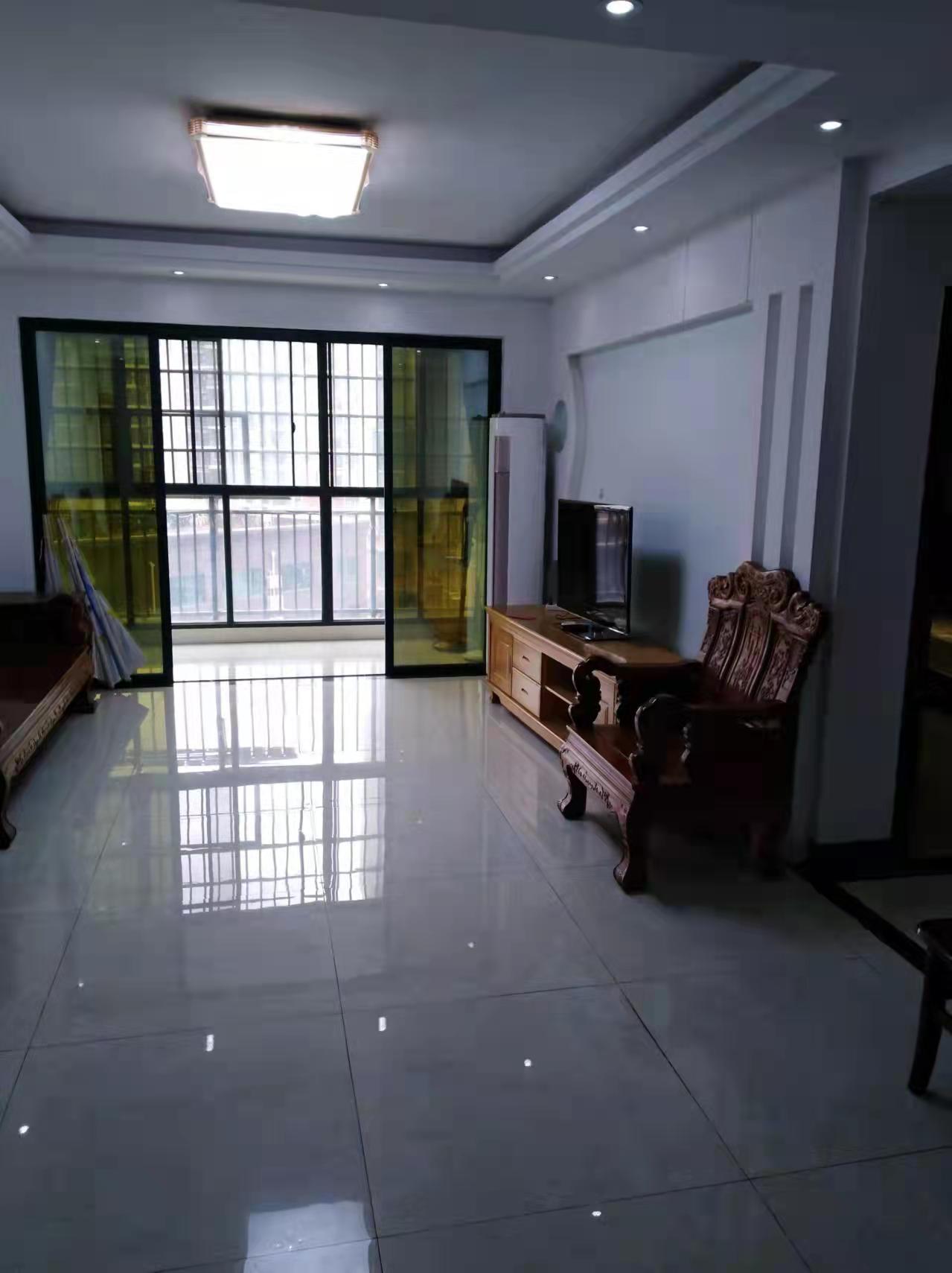 云梦新城 3室2厅1卫 2100.0元/月 云梦新城 3室2厅1卫 2100.0元/月室内图