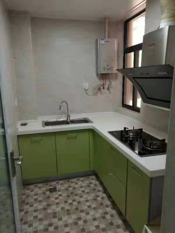 湖畔天鹅湖(兴瑞天鹅湖) 2室2厅1卫 2000.0元/月 湖畔天鹅湖(兴瑞天鹅湖) 2室2厅1卫 2000.0元/月