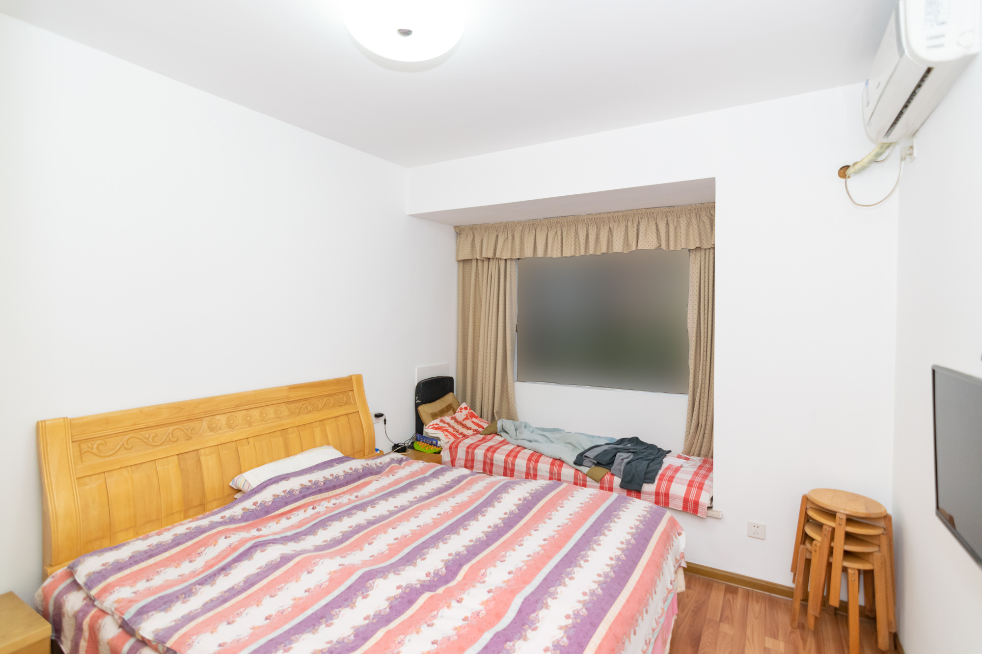 新城国际花都  2室2厅1卫    60.0万卧室