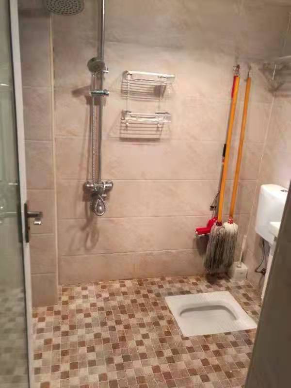 湖畔天鹅湖(兴瑞天鹅湖) 2室2厅1卫 2000.0元/月 湖畔天鹅湖(兴瑞天鹅湖) 2室2厅1卫 2000.0元/月室内图