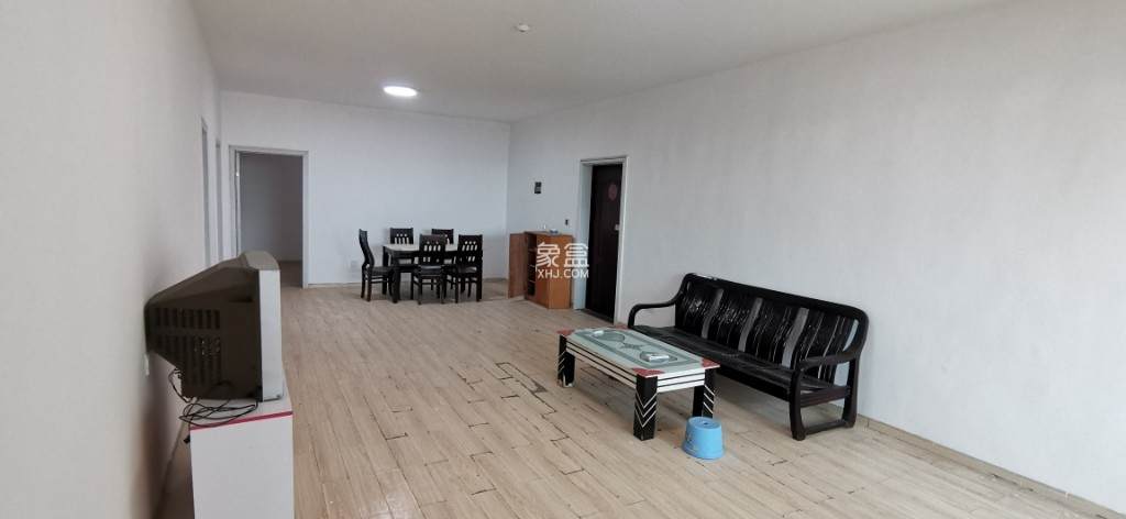 进步亚泰 4室1厅1卫 1800.0元/月 进步亚泰 4室1厅1卫 1800.0元/月室内图