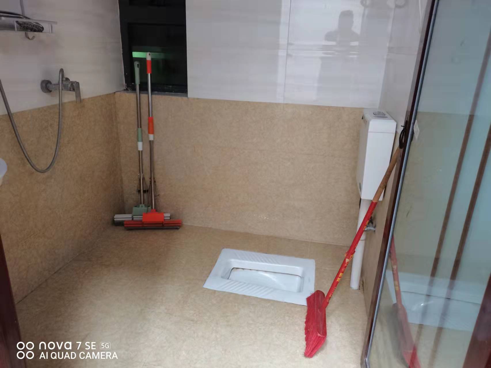 中天会展城B区  4室1厅1卫   3500.00元/月室内图