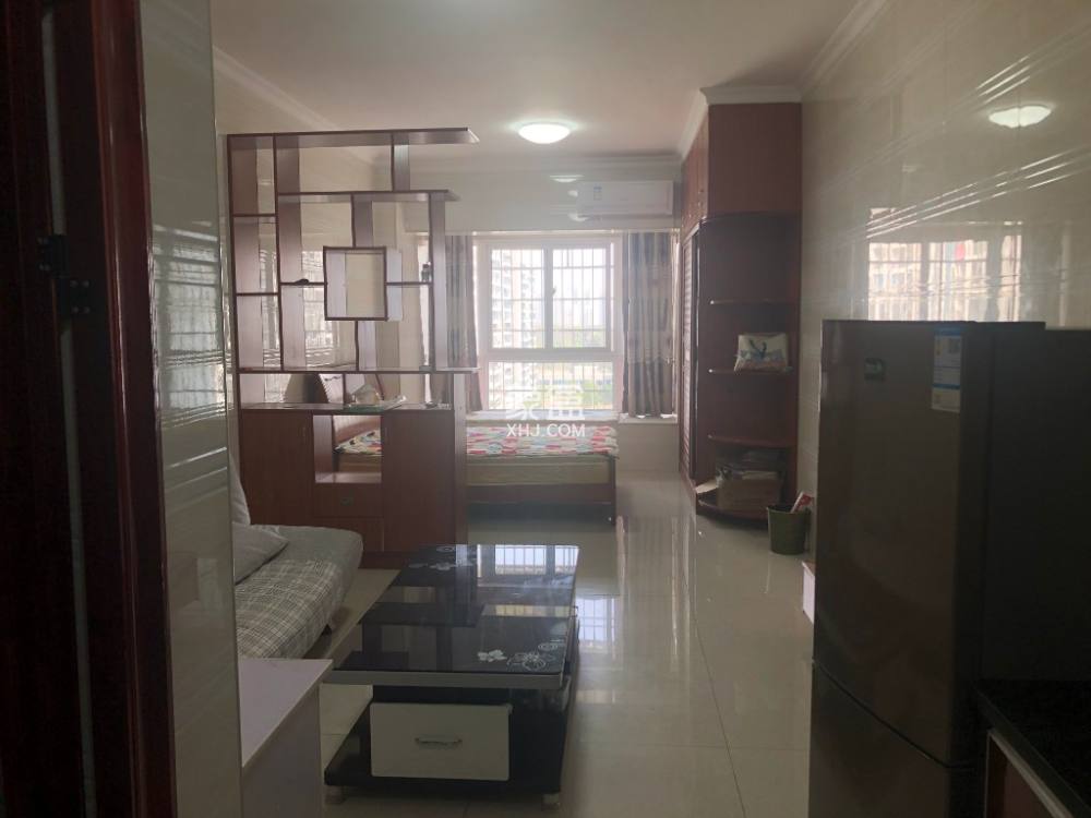 梓湖东城  1室1厅1卫    1000.0元/月