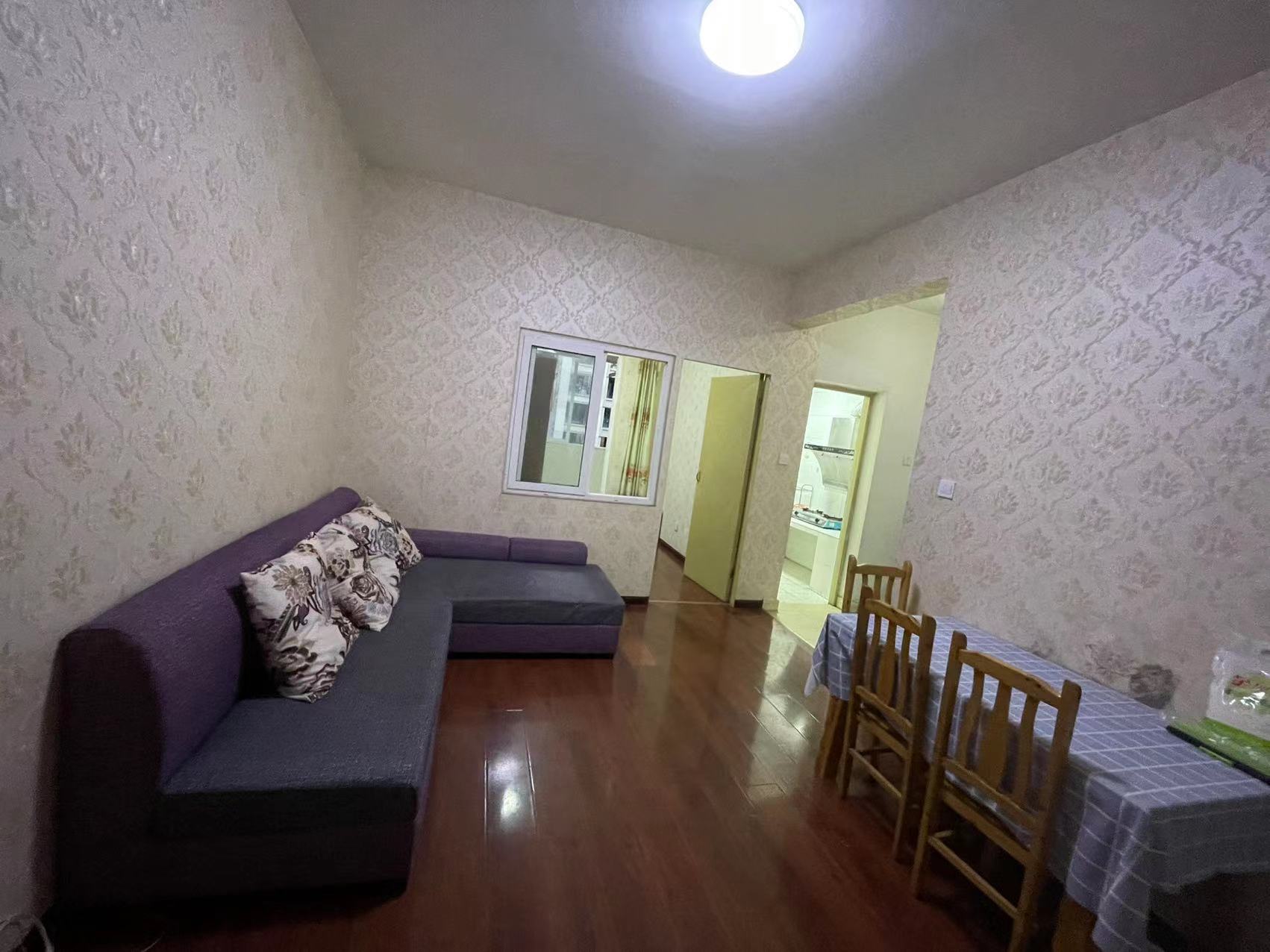 南湖锦苑 1室1厅1卫 1700.0元/月 南湖锦苑 1室1厅1卫 1700.0元/月室内图