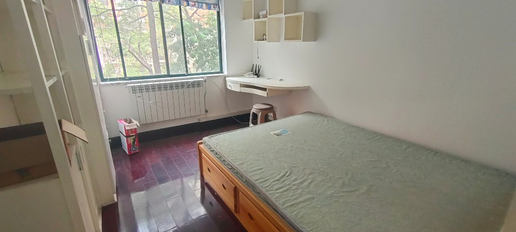 东方明园 3室2厅2卫 66.8万 东方明园 3室2厅2卫 66.8万客厅