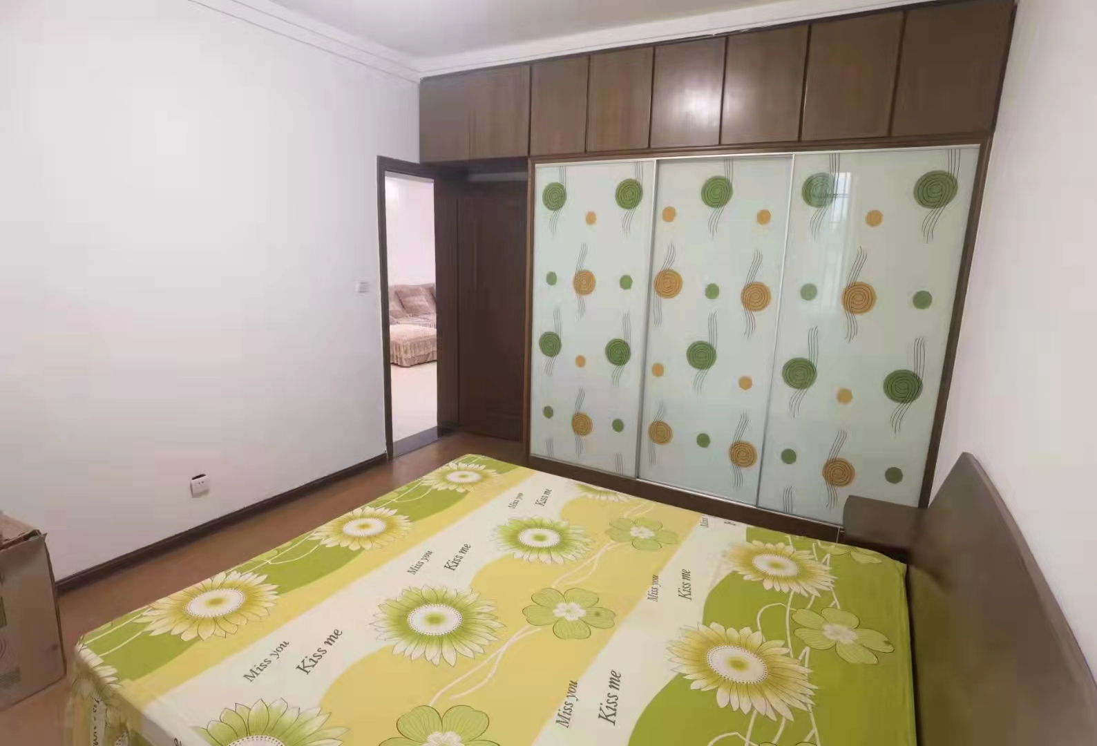 娄底市水果农产品大市场  3室2厅1卫    52.8万 娄底市水果农产品大市场  3室2厅1卫    52.8万卧室