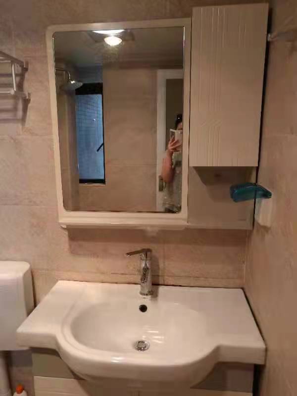 湖畔天鹅湖(兴瑞天鹅湖) 2室2厅1卫 2000.0元/月 湖畔天鹅湖(兴瑞天鹅湖) 2室2厅1卫 2000.0元/月室内图