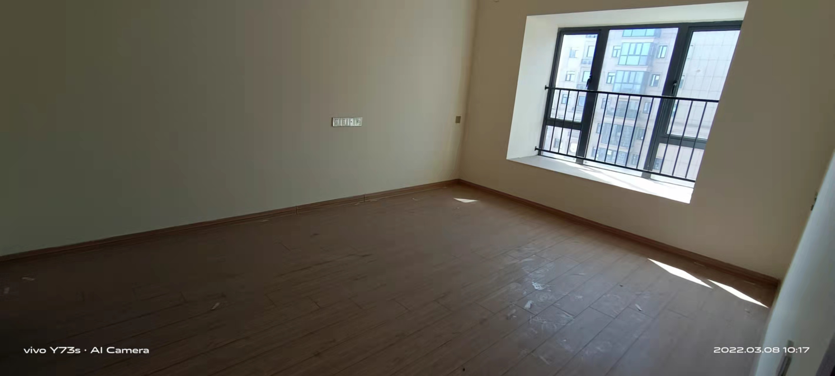 碧桂园梓山府  3室2厅1卫    2000.0元/月 碧桂园梓山府  3室2厅1卫    2000.0元/月室内图