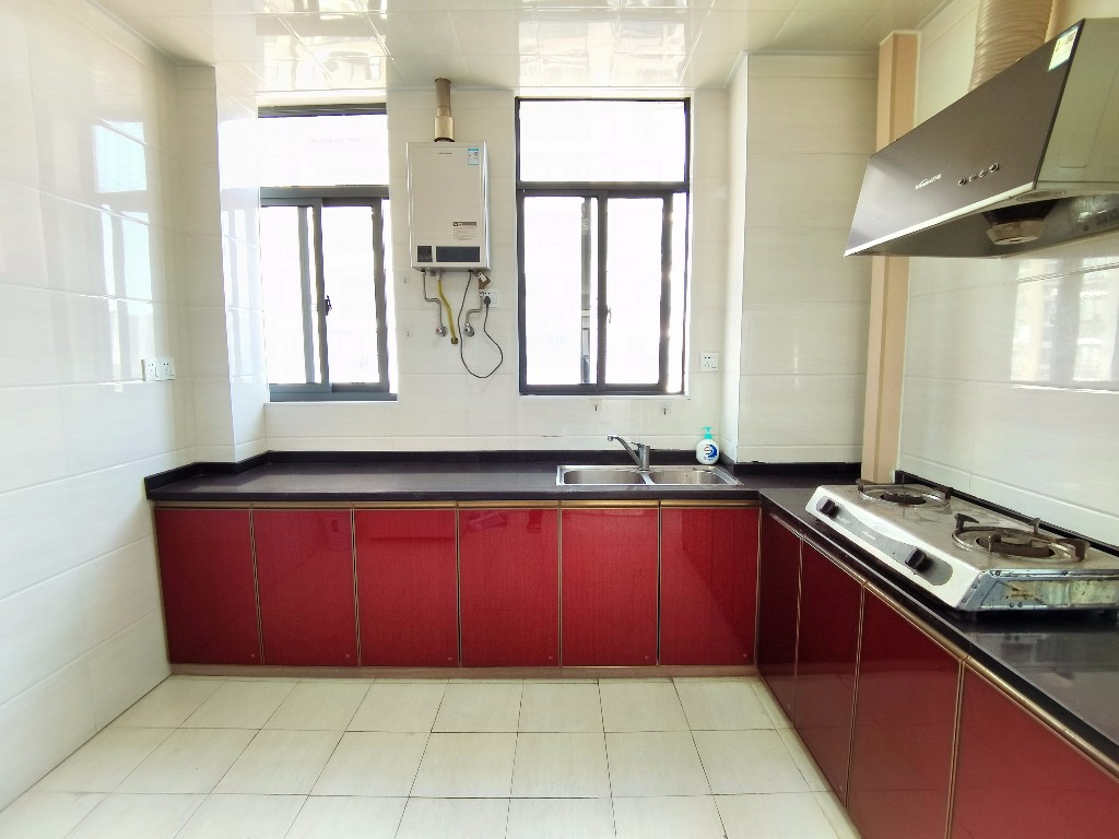 山水文园 3室2厅2卫 72.0万 山水文园 3室2厅2卫 72.0万客厅