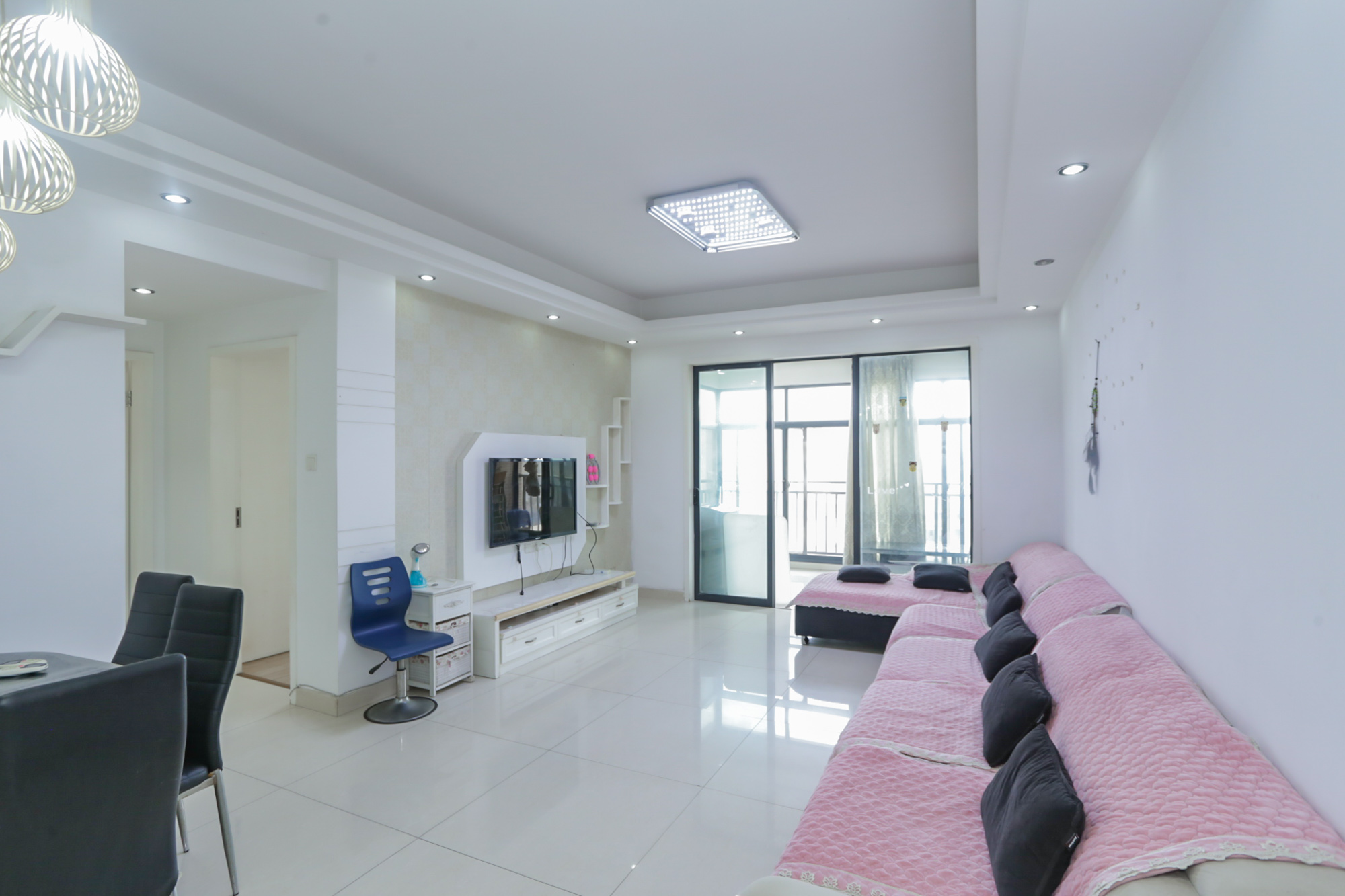 莱茵城  2室2厅1卫    78.8万室内图1