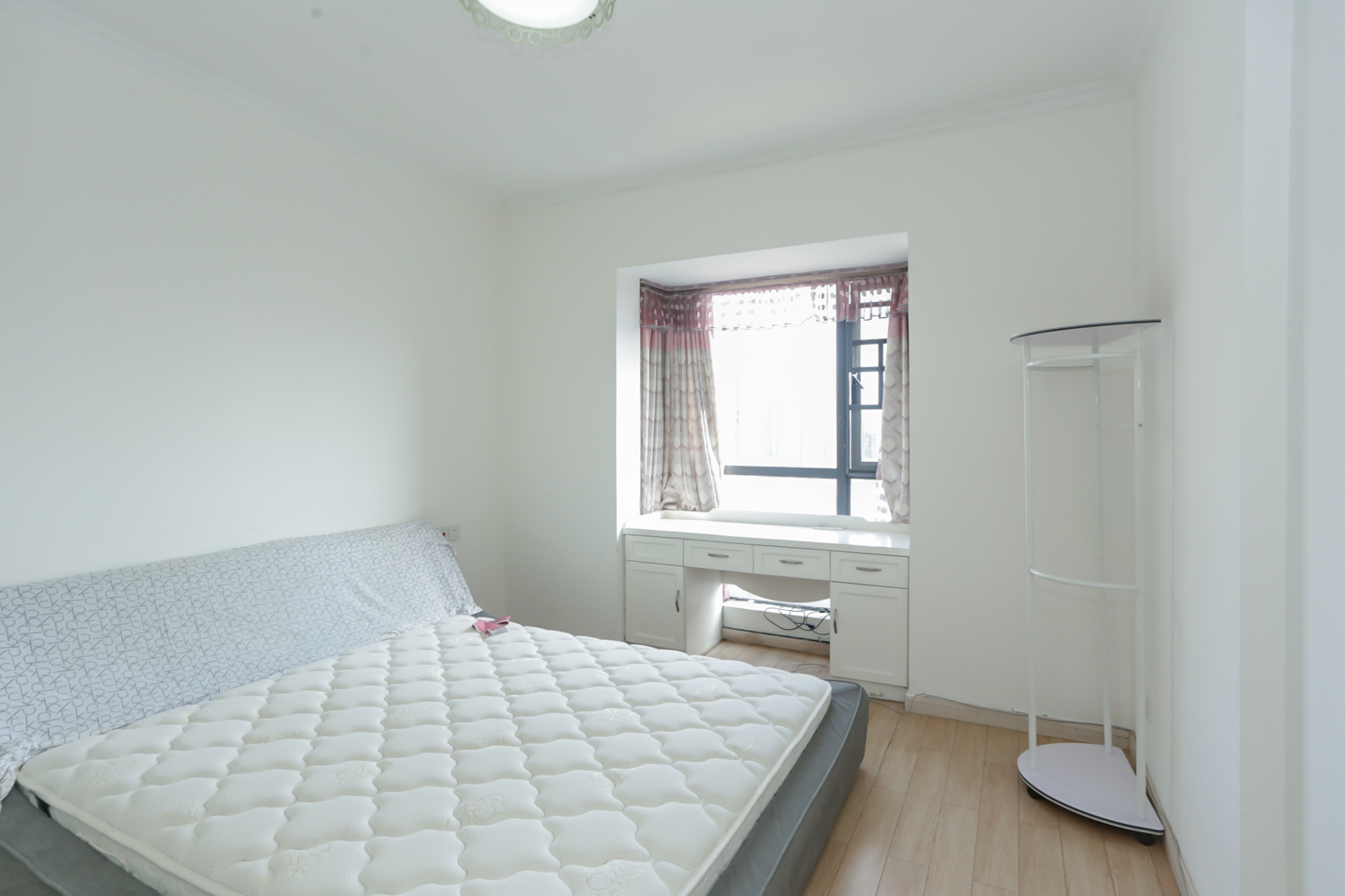 莱茵城  2室2厅1卫    78.8万卧室