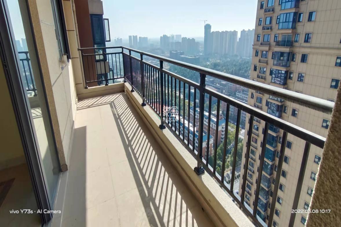 碧桂园梓山府  3室2厅1卫    2000.0元/月 碧桂园梓山府  3室2厅1卫    2000.0元/月室内图