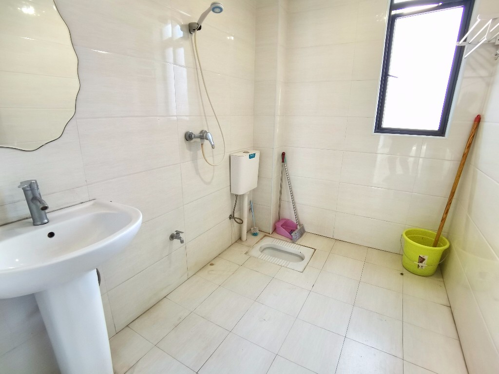 山水文园 3室2厅2卫 72.0万 山水文园 3室2厅2卫 72.0万客厅