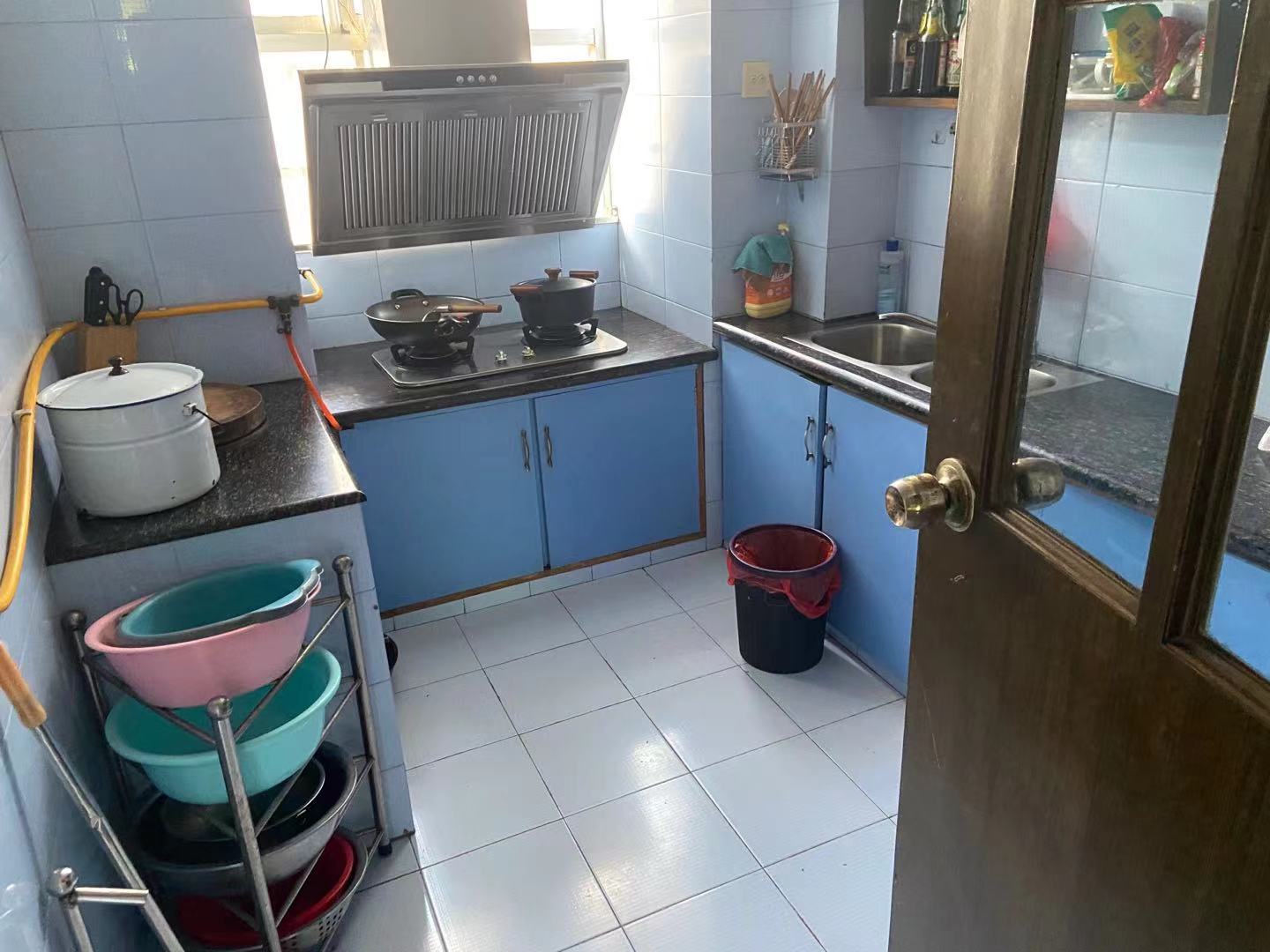 建冶小区 3室2厅2卫 52.8万 建冶小区 3室2厅2卫 52.8万客厅