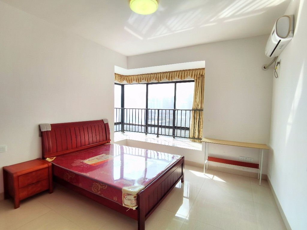 山水文园 3室2厅2卫 72.0万 山水文园 3室2厅2卫 72.0万客厅