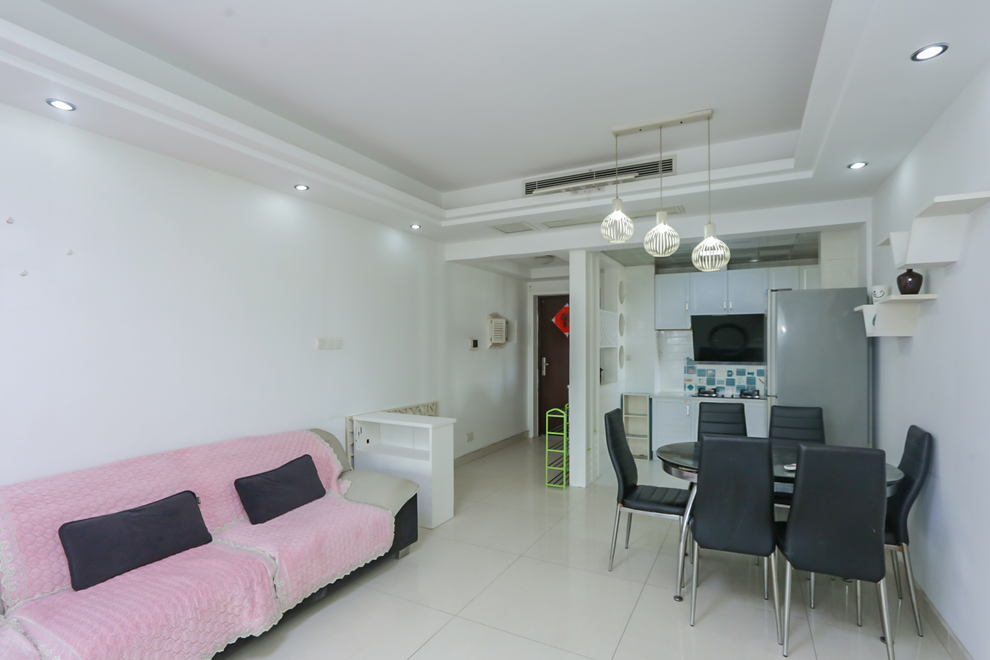 莱茵城  2室2厅1卫    78.8万客厅