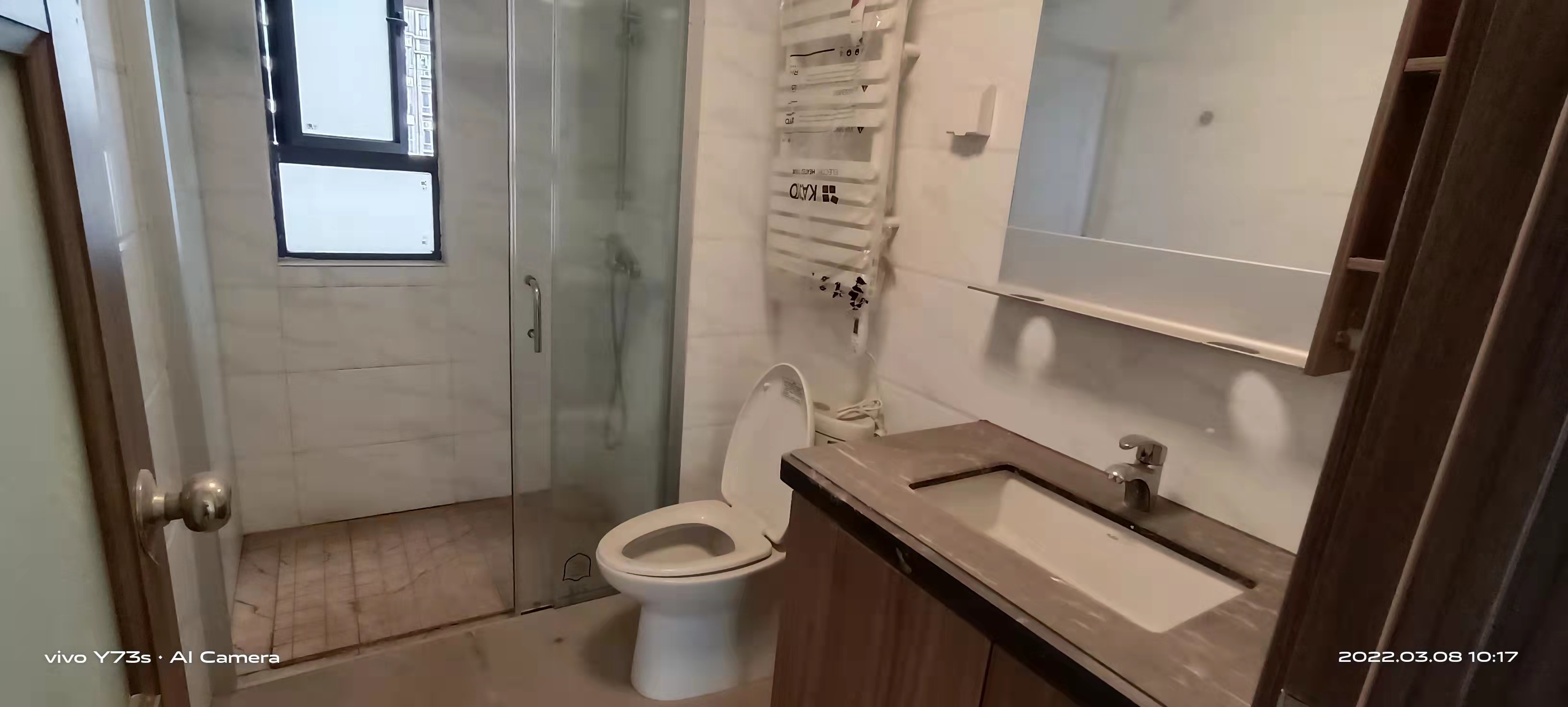 碧桂园梓山府  3室2厅1卫    2000.0元/月 碧桂园梓山府  3室2厅1卫    2000.0元/月室内图