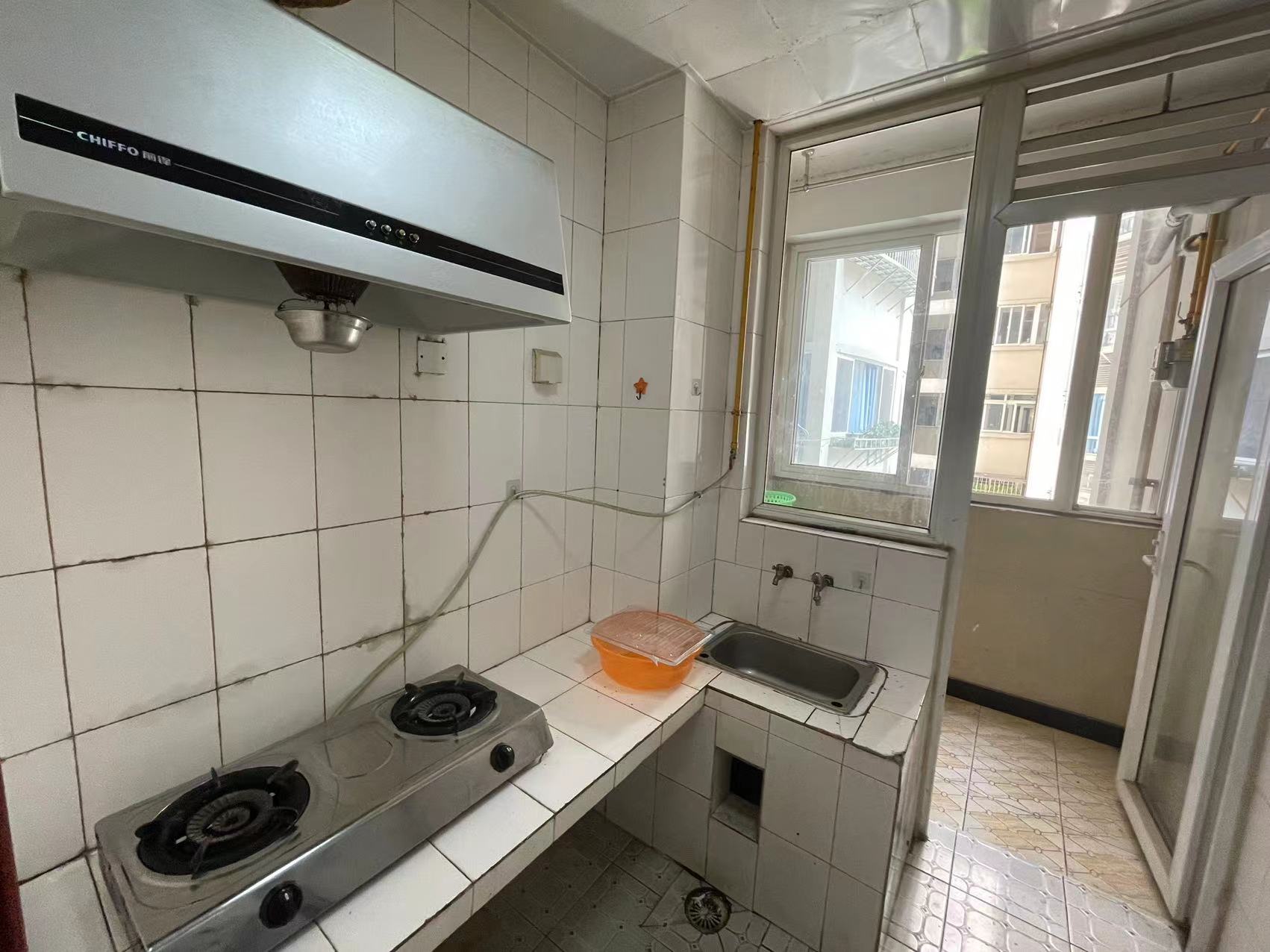 南湖锦苑 2室1厅1卫 2300.0元/月 南湖锦苑 2室1厅1卫 2300.0元/月室内图