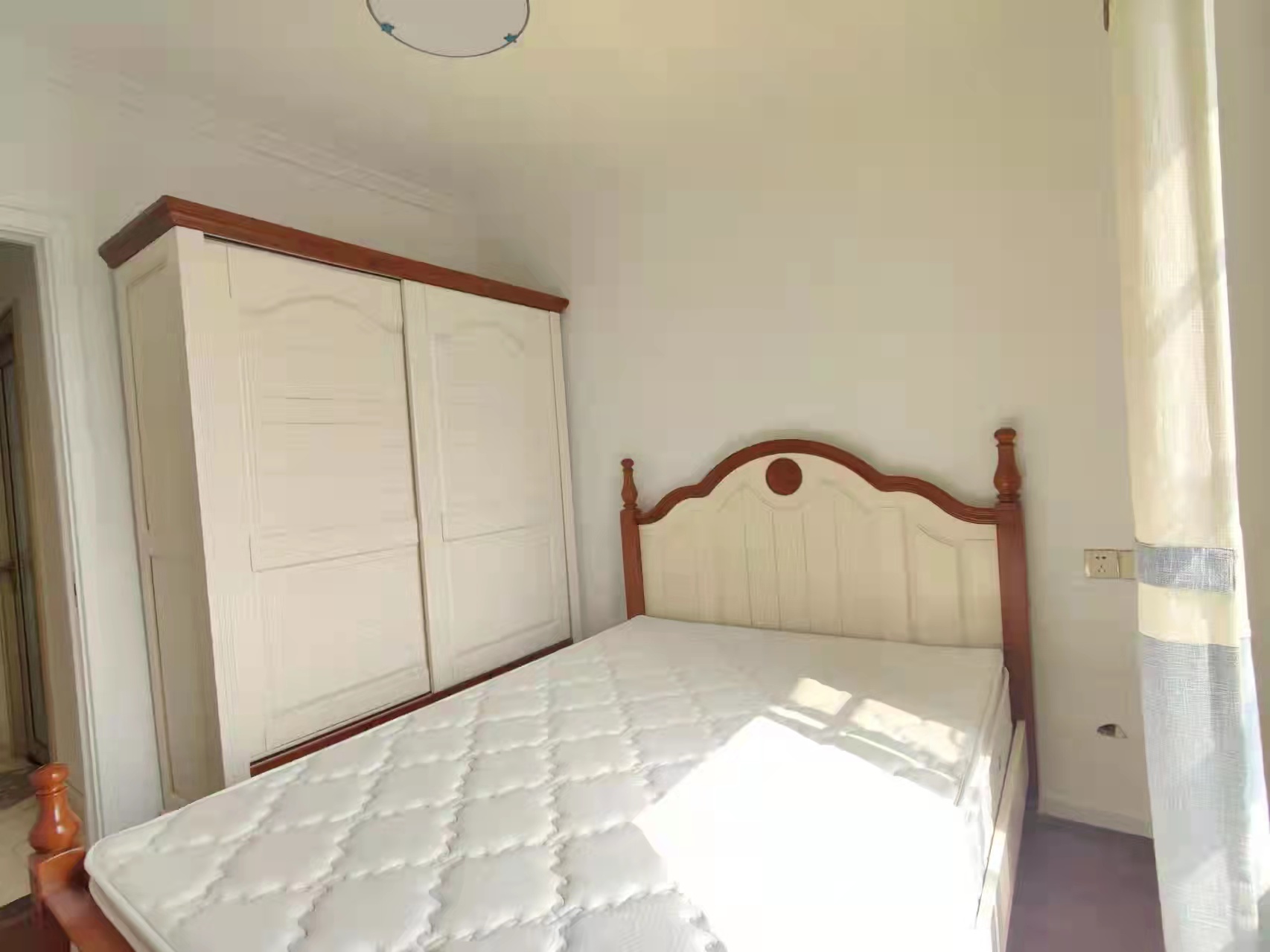 佳兆业君汇上品  3室2厅1卫    2800.0元/月 佳兆业君汇上品  3室2厅1卫    2800.0元/月室内图