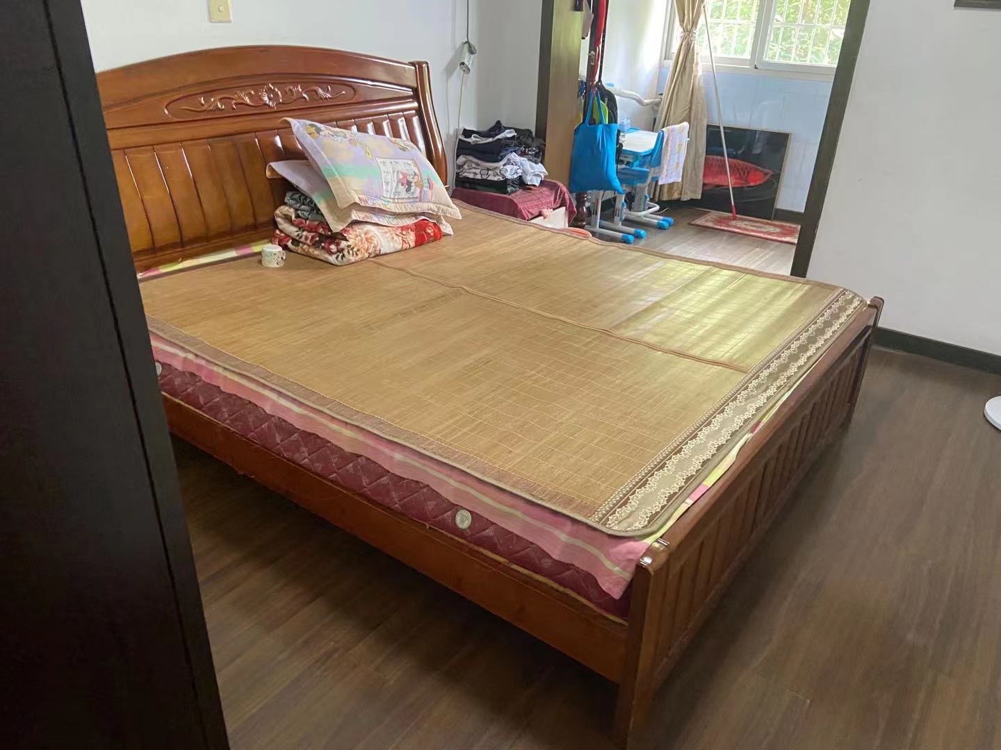 建冶小区 3室2厅2卫 52.8万 建冶小区 3室2厅2卫 52.8万客厅