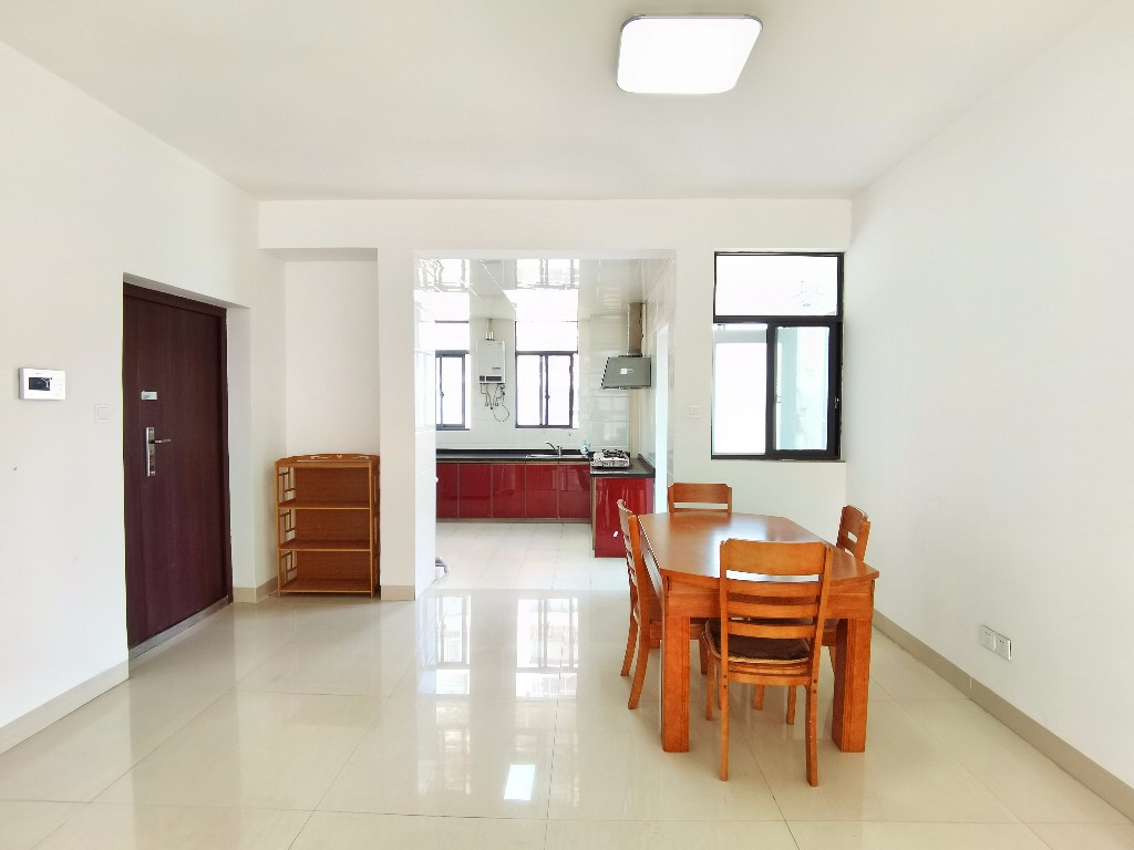 山水文园 3室2厅2卫 72.0万 山水文园 3室2厅2卫 72.0万客厅