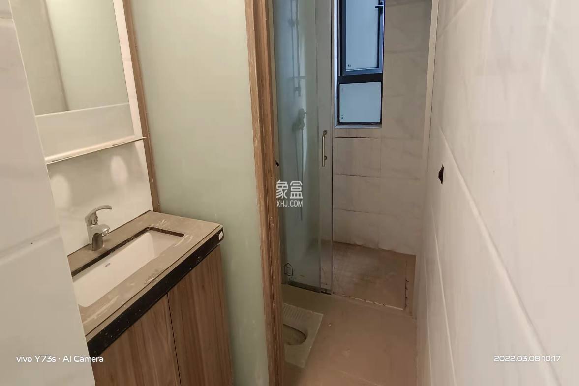 碧桂园梓山府  3室2厅1卫    2000.0元/月 碧桂园梓山府  3室2厅1卫    2000.0元/月室内图