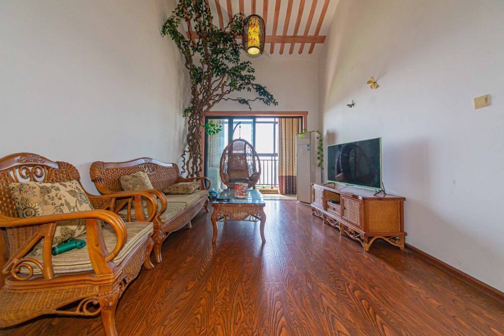 中建芙蓉嘉苑 3室2厅1卫 72.0万 中建芙蓉嘉苑 3室2厅1卫 72.0万客厅