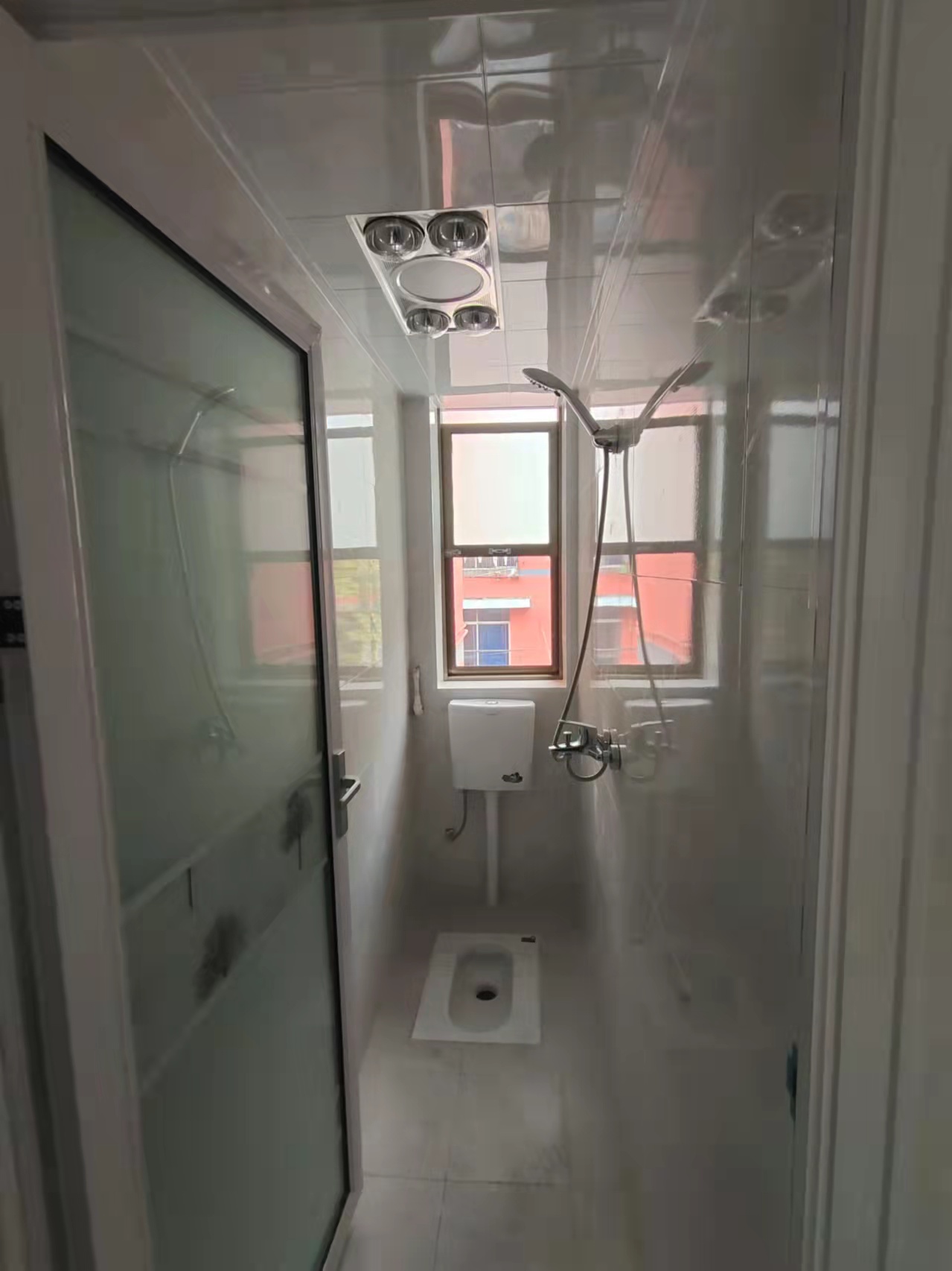 金桃苑小区  2室1厅1卫    600.0元/月 金桃苑小区  2室1厅1卫    600.0元/月室内图1