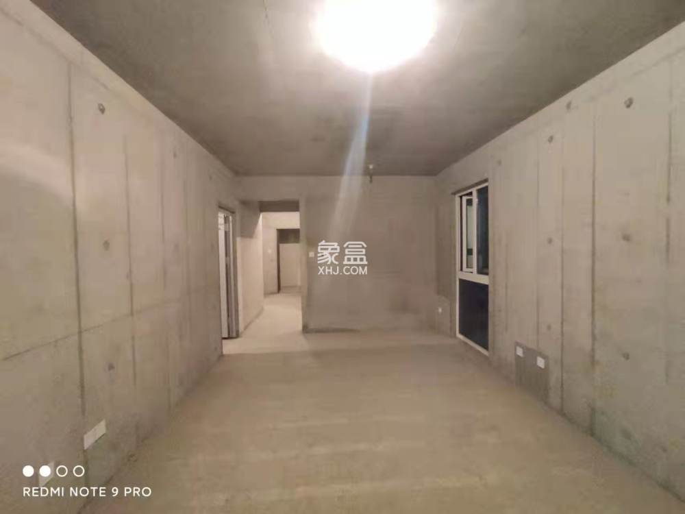 金地南湖艺境一期  3室2厅1卫   203.00万