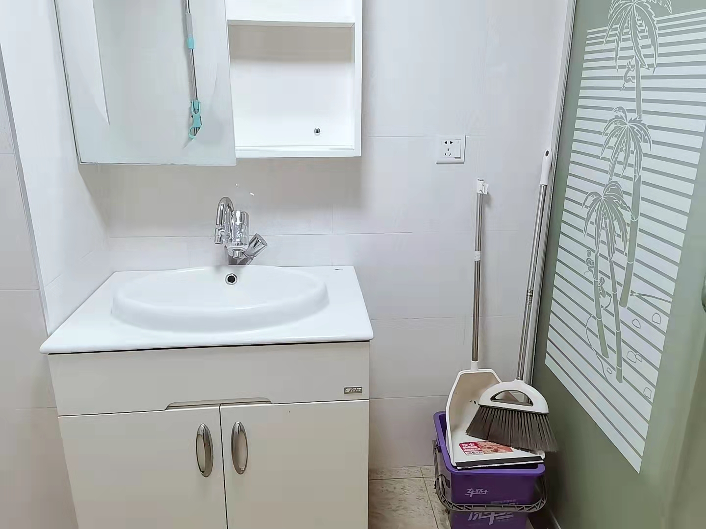 梓山湖领御 2室2厅1卫 2000.0元/月 梓山湖领御 2室2厅1卫 2000.0元/月室内图