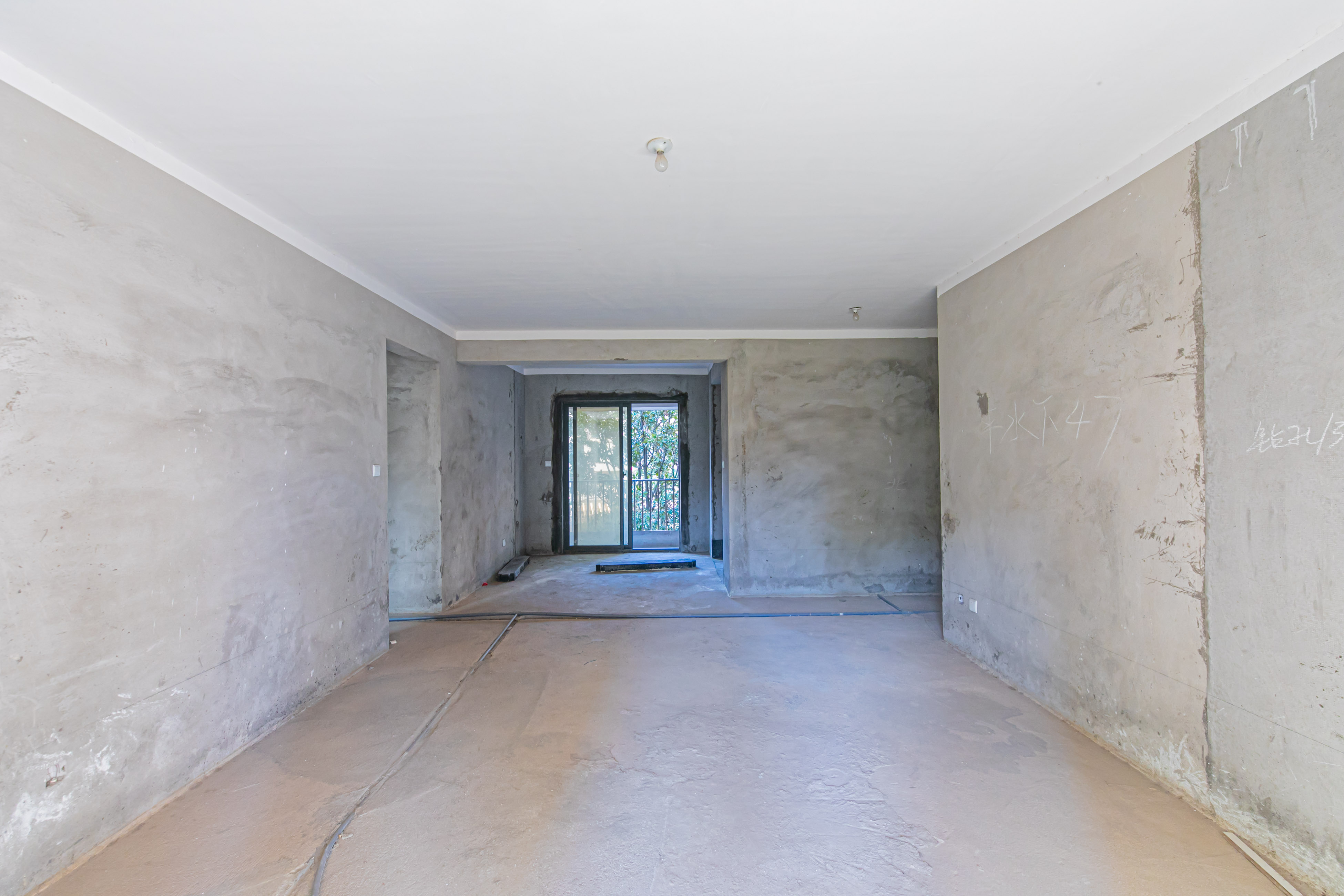 深业睿城 4室2厅2卫 102.0万 深业睿城 4室2厅2卫 102.0万其他