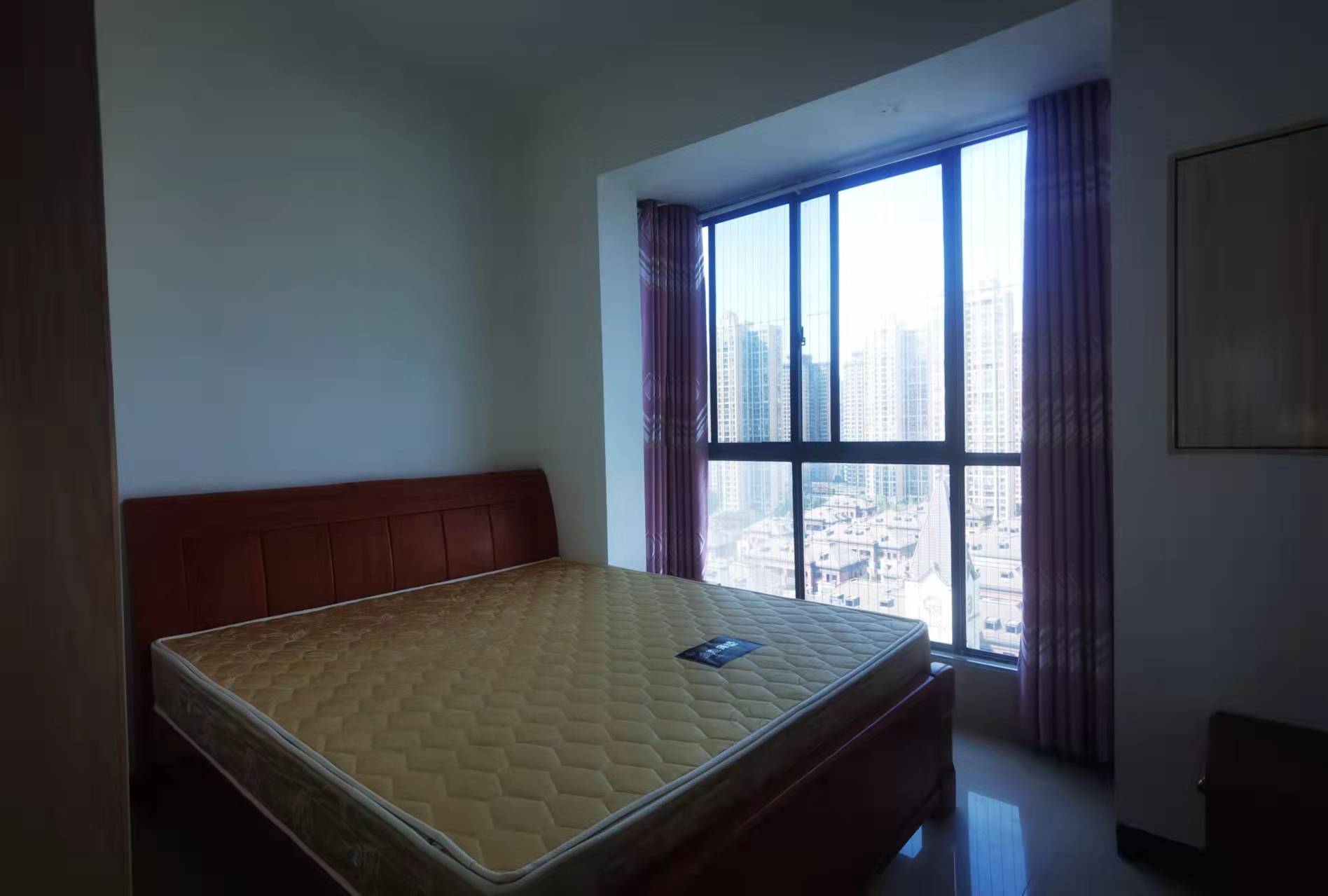 鸿星新天地 4室2厅2卫 2800.0元/月 鸿星新天地 4室2厅2卫 2800.0元/月室内图