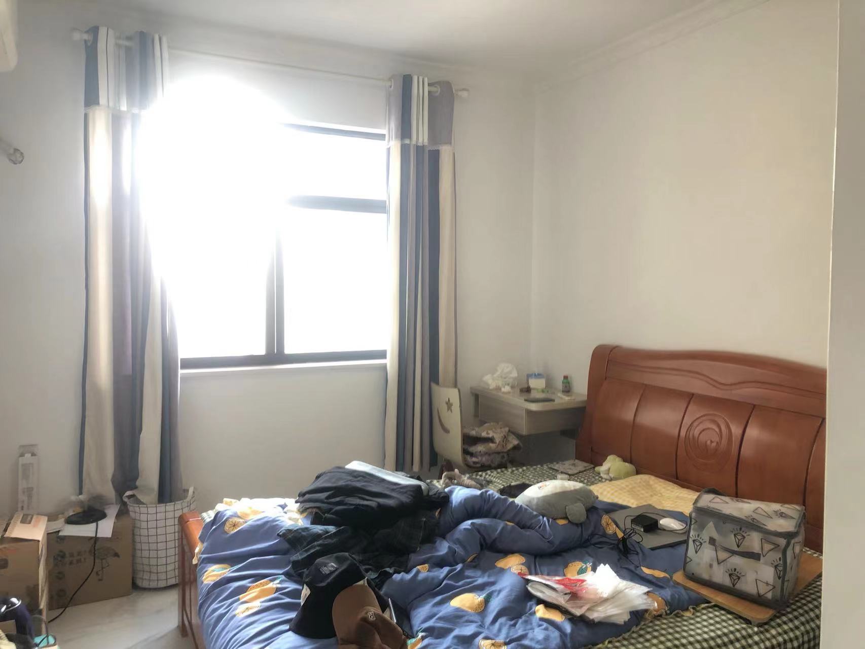 宏鑫华都  3室1厅1卫   2100.00元/月室内图