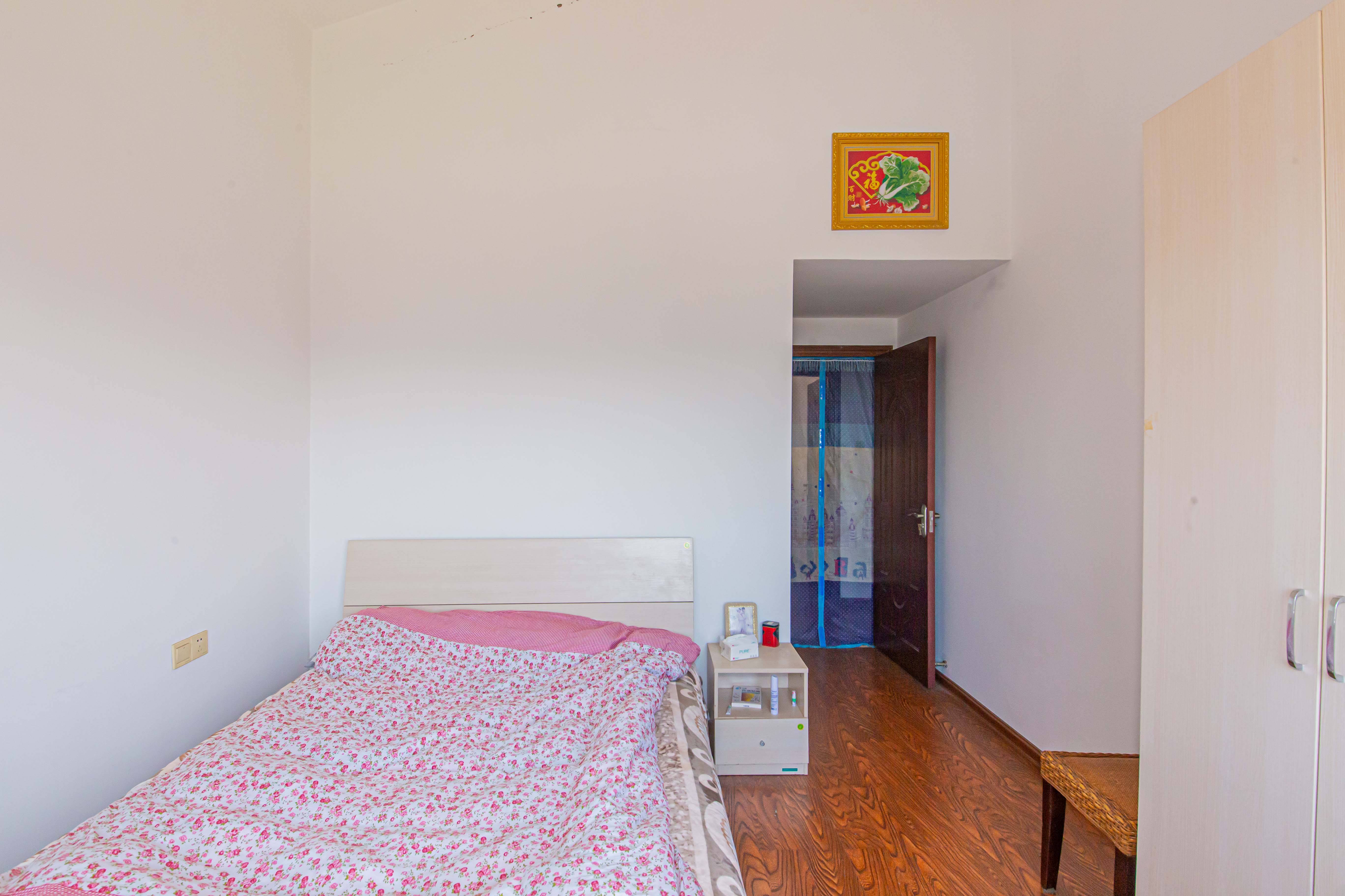 中建芙蓉嘉苑 3室2厅1卫 72.0万 中建芙蓉嘉苑 3室2厅1卫 72.0万卧室