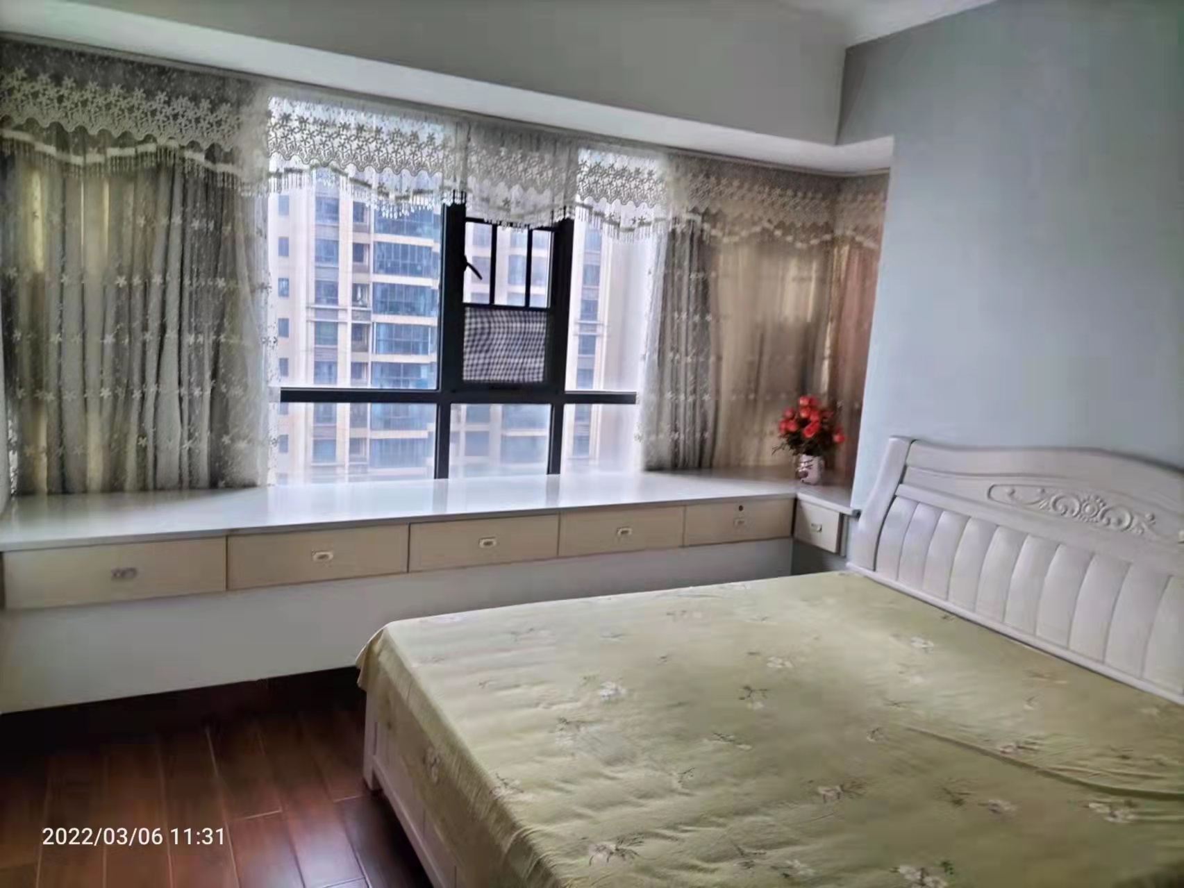 日盛山湖城 3室2厅1卫 72.0万 日盛山湖城 3室2厅1卫 72.0万客厅