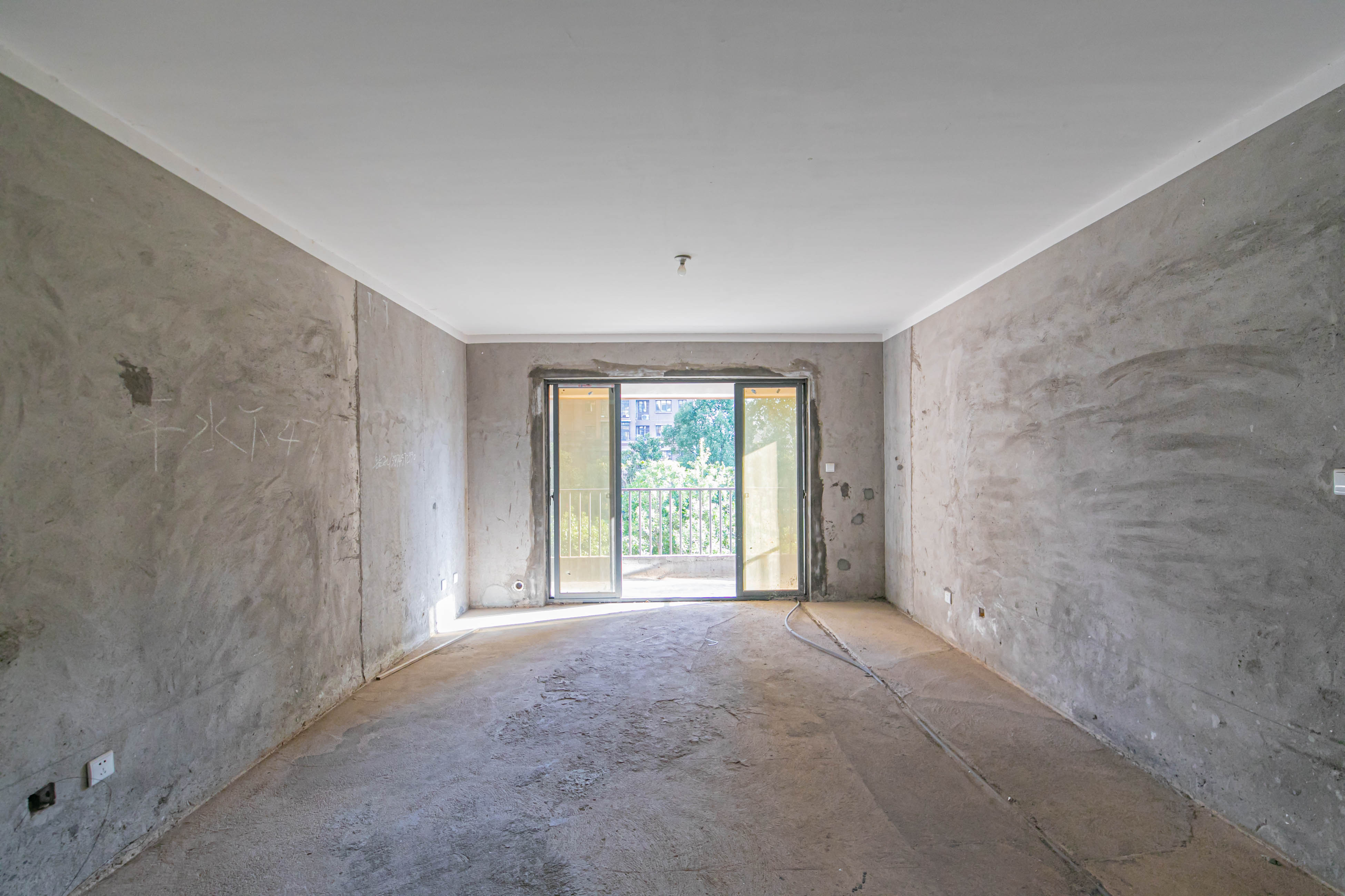 深业睿城 4室2厅2卫 102.0万 深业睿城 4室2厅2卫 102.0万其他